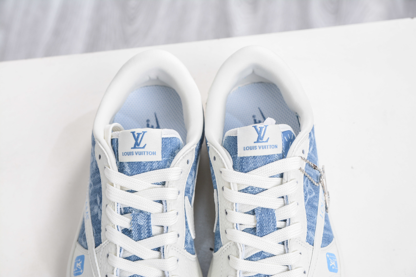 TS x Air Jordan x Louis Vuitton AJ1 Low 倒钩低帮LV联名-白蓝牛仔 SC0601-053
