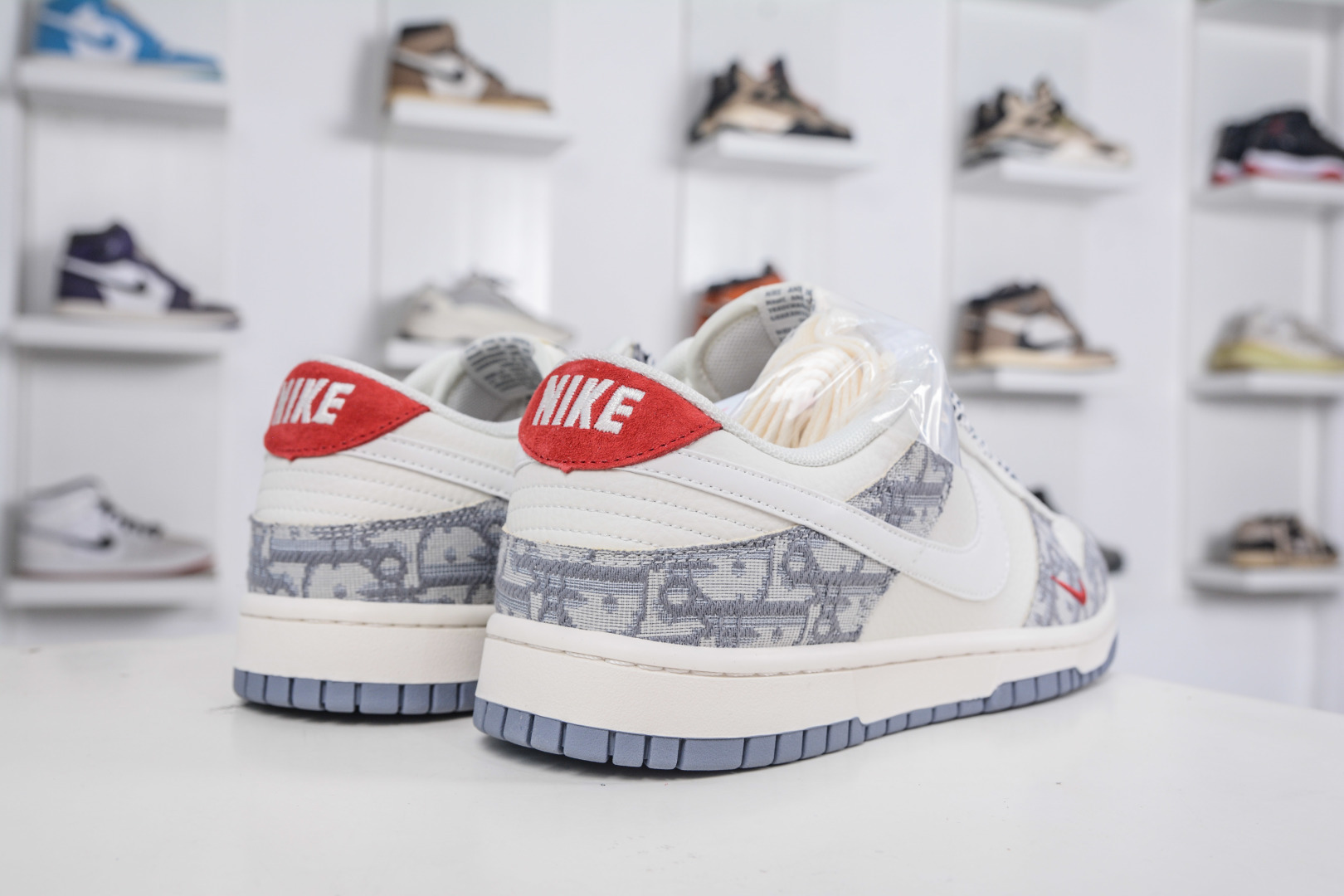Nike SB Dunk Low x DIOR 迪奥联名-迪奥灰花纹 CS1688-122