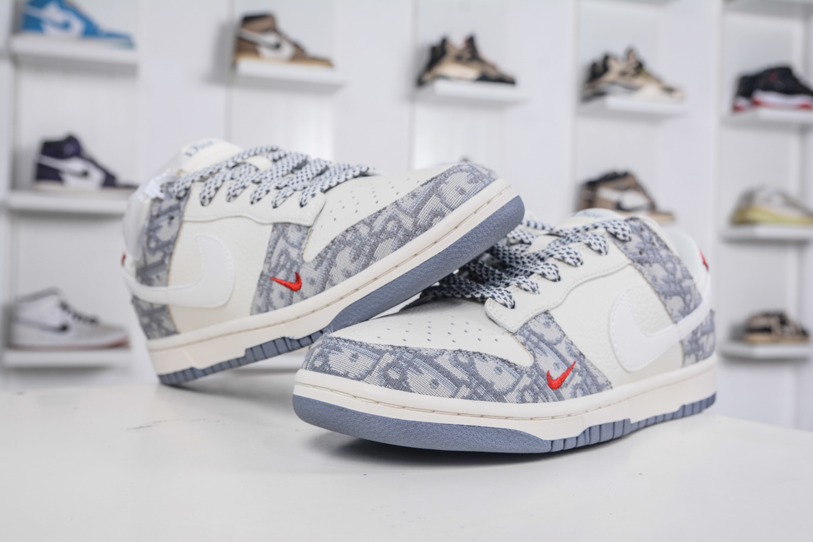 Nike SB Dunk Low x DIOR 迪奥联名-迪奥灰花纹 CS1688-122