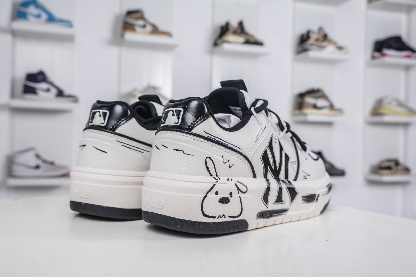 260 MLB Chunky Liner MM筑梦者 黑白小勾 涂鸦定制配色学长鞋系列低帮老爹风轻量增高厚底百搭休闲运动慢跑鞋 3ASXCA12N 50WHS