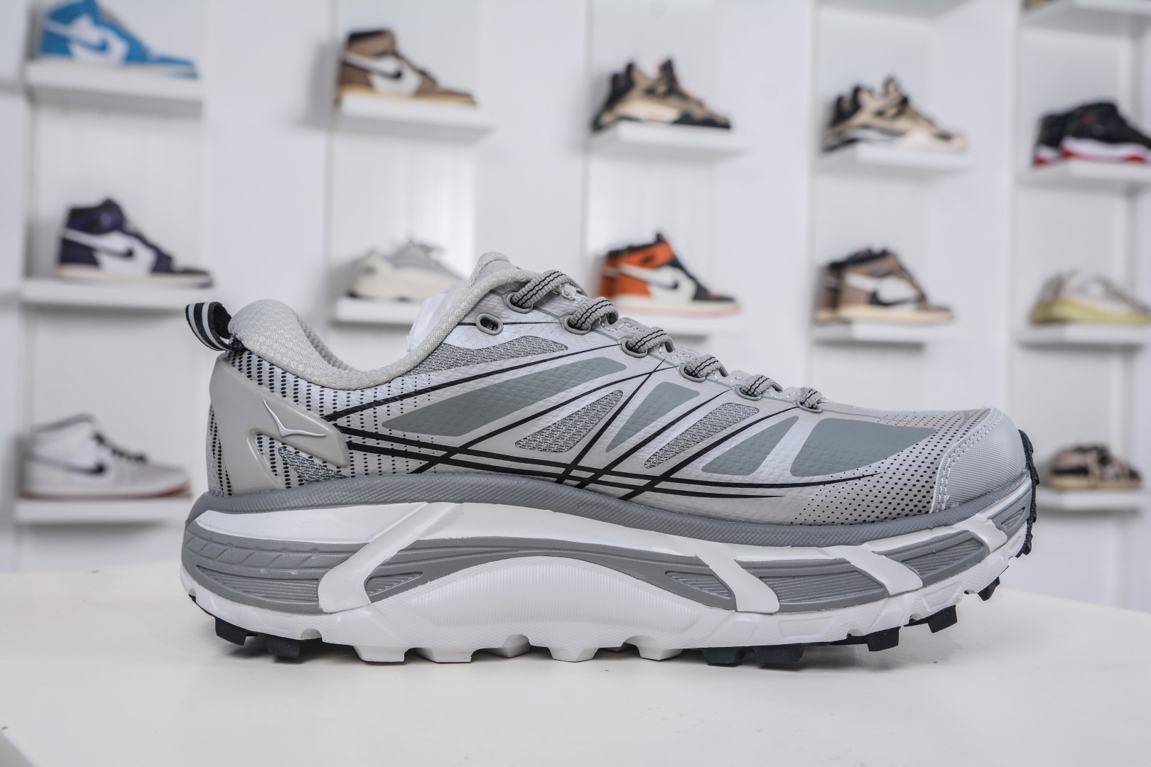 Hoka One One Mafate Speed 2 Low Lightweight Trail Running Shoes - Grey 4 cmp i1758211821647 7304 0 2