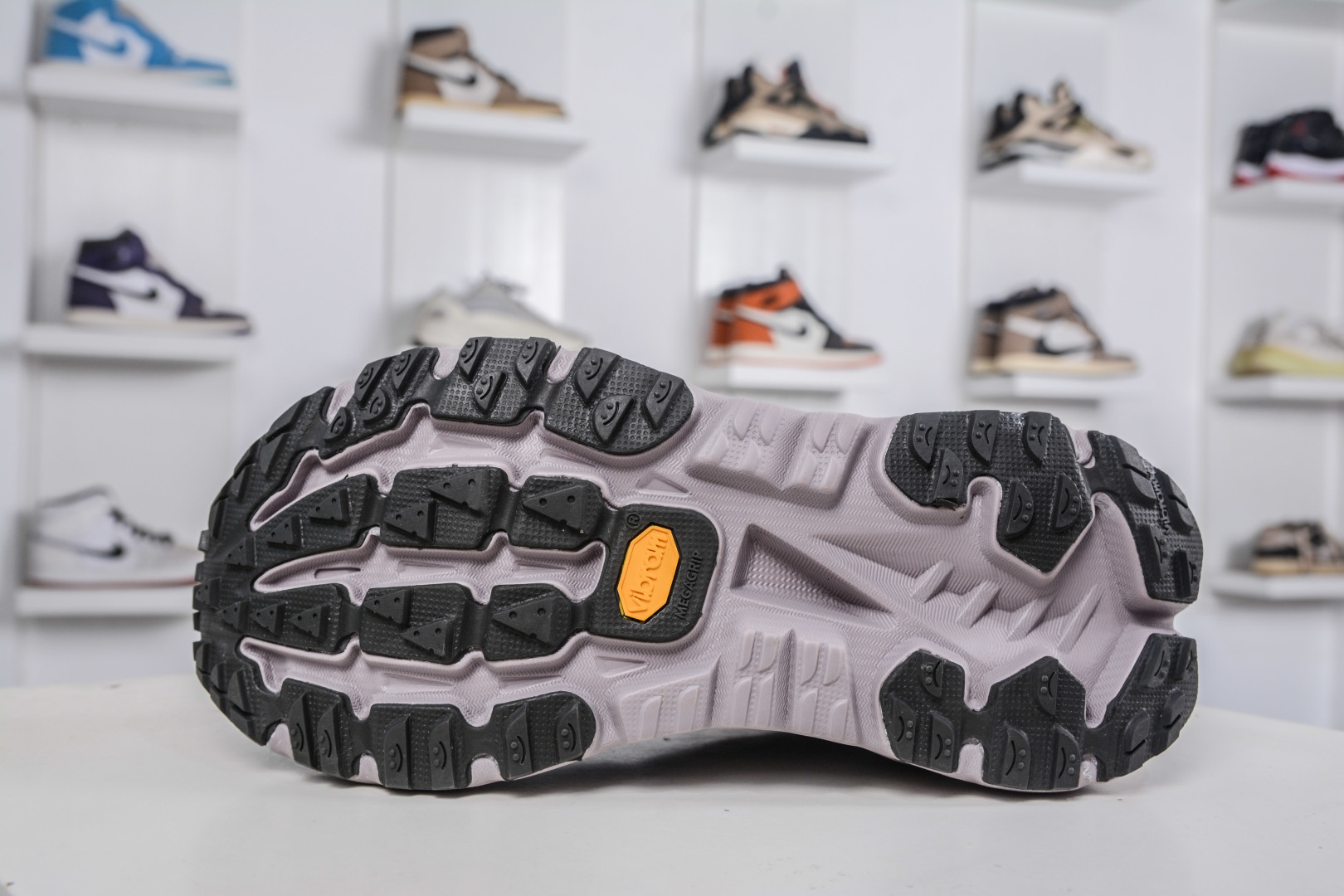 220 X版 HOKA ONE ONE Mafate X 玛法特 适百搭防滑耐磨低帮生活休闲鞋 1175208/BGV