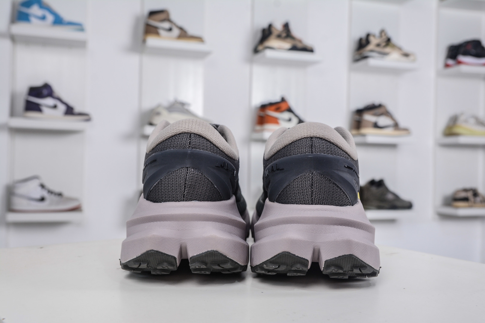 220 X版 HOKA ONE ONE Mafate X 玛法特 适百搭防滑耐磨低帮生活休闲鞋 1175208/BGV