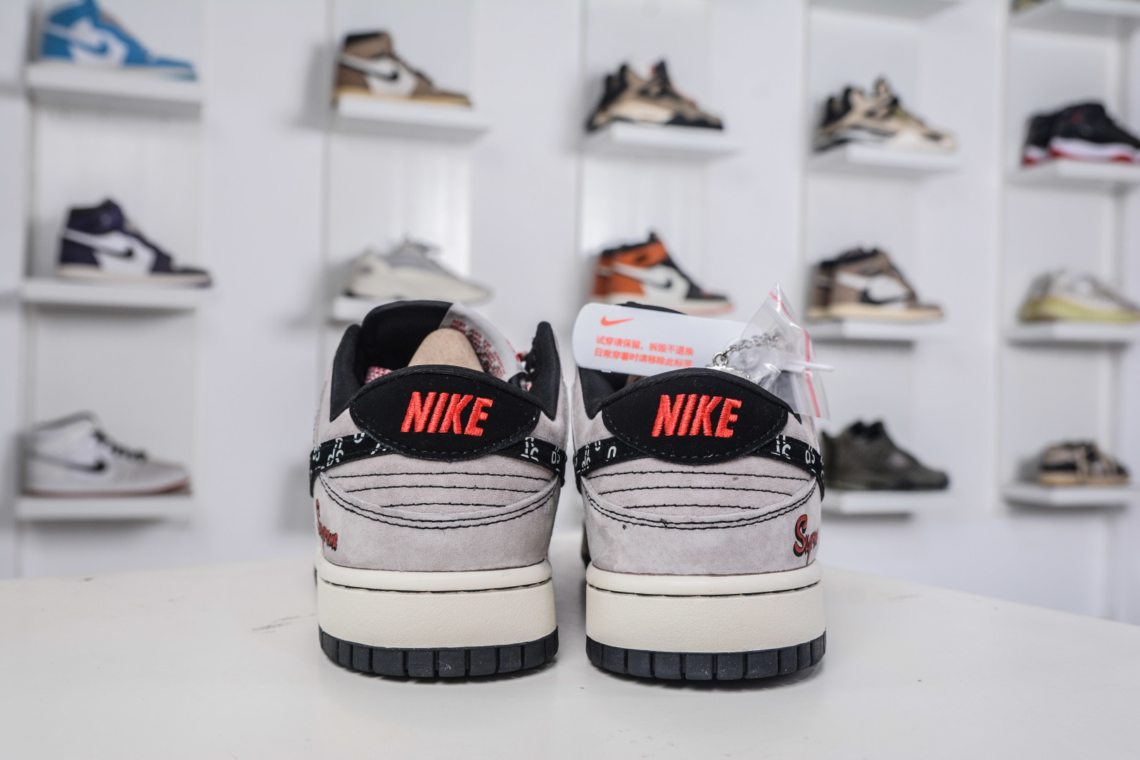 Nike SB Dunk Low x Supreme SUP联名-猪八灰红 SD2025-001