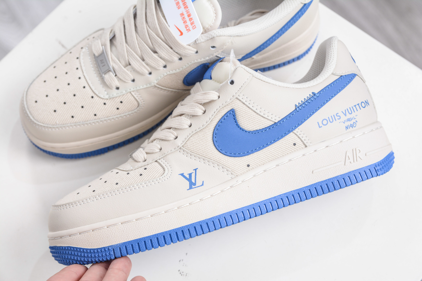 Nike Air Force 1 Low 07 x Louis Vuitton Collab Sneakers - Blue/Beige 7 cmp i1758306370471 2430 0 6
