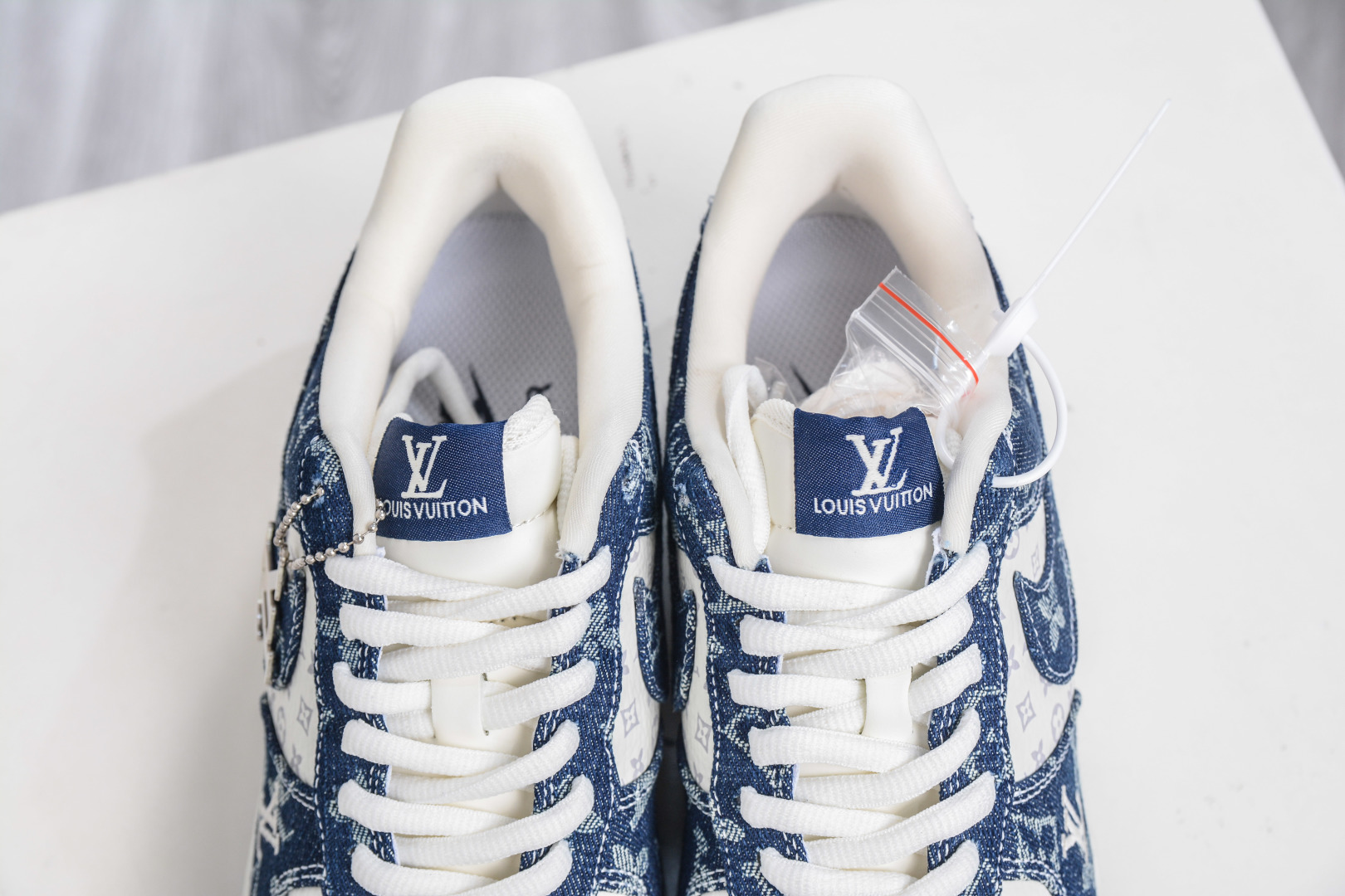 Nike Air Force 1 Low x Louis Vuitton White Blue Denim Sneakers 8 cmp i1758306418614 4731 0 7