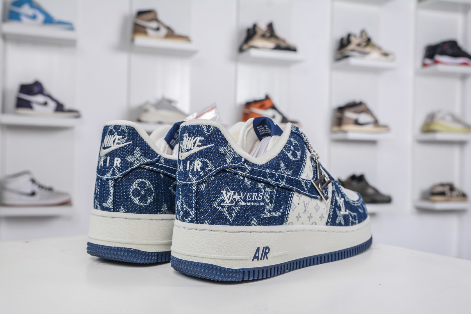 Nike Air Force 1 Low x Louis Vuitton White Blue Denim Sneakers 6 cmp i1758306418619 9259 0 5