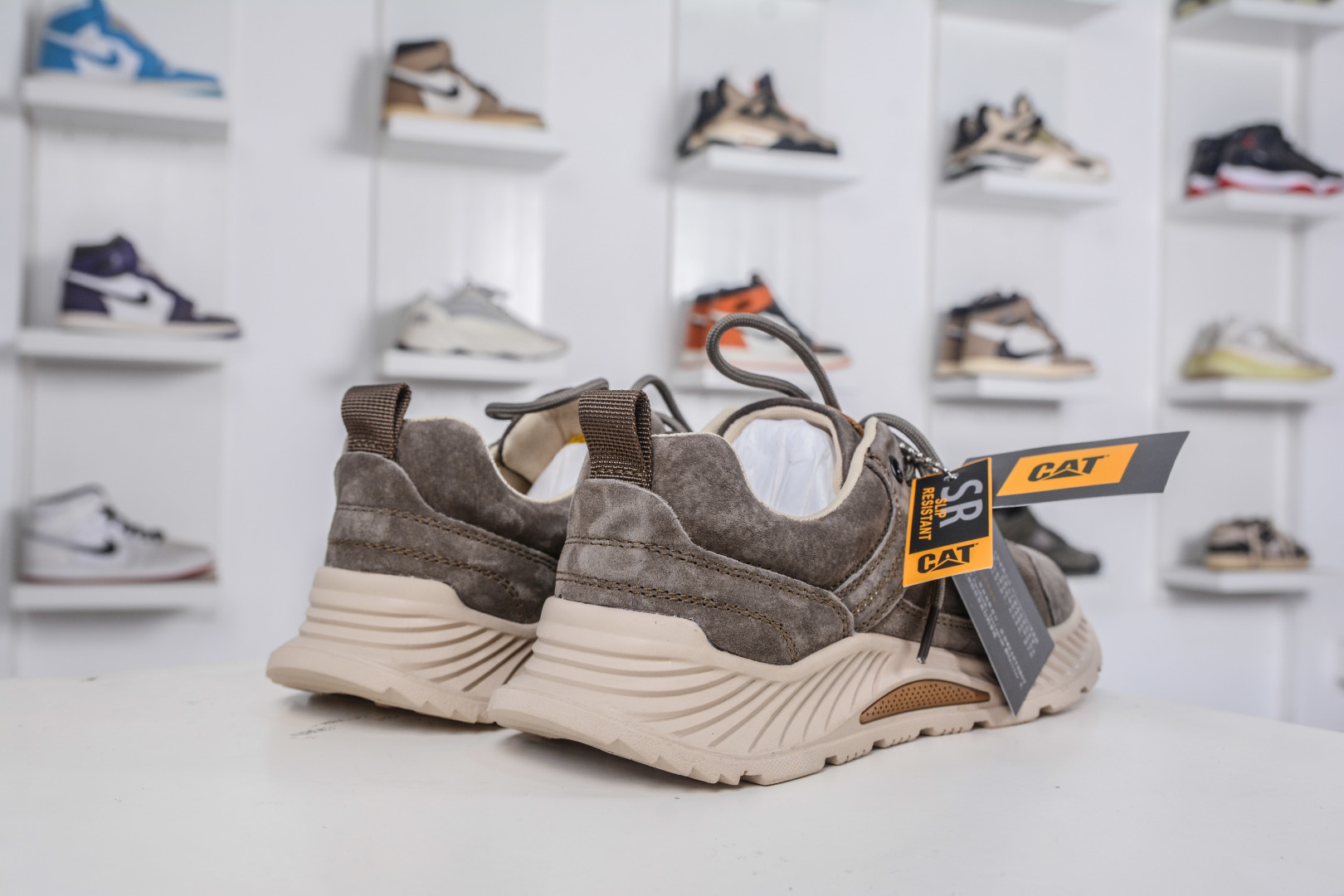 CAT Men's Tramp Hike Low Casual Shoes - Durable Suede, Comfortable Fit 6 cmp i1758306861180 6851 0 5