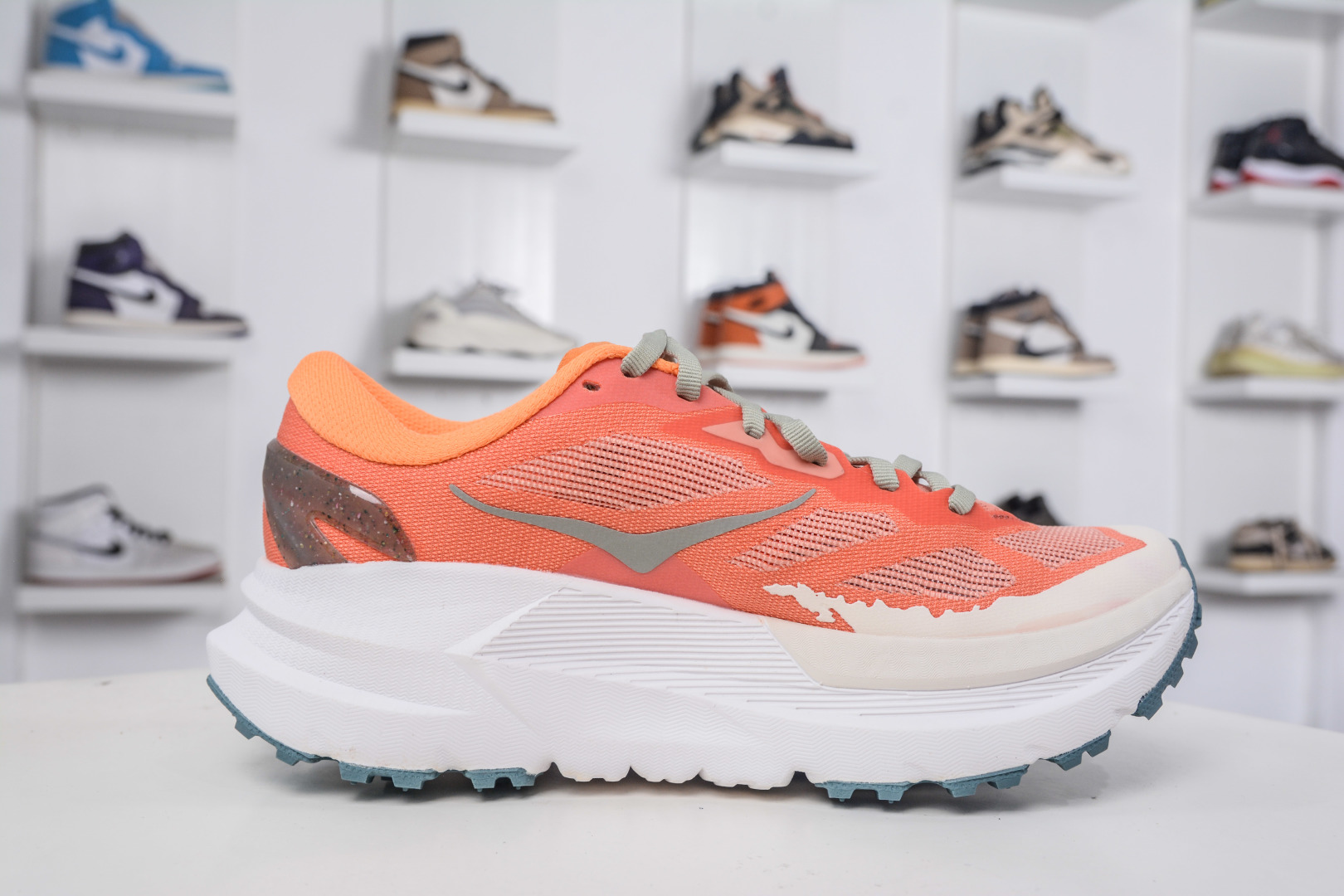 Hoka One One Mafate X Running Shoes - Breathable, Durable, and Comfortable 4 cmp i1758307152572 5261 0 2