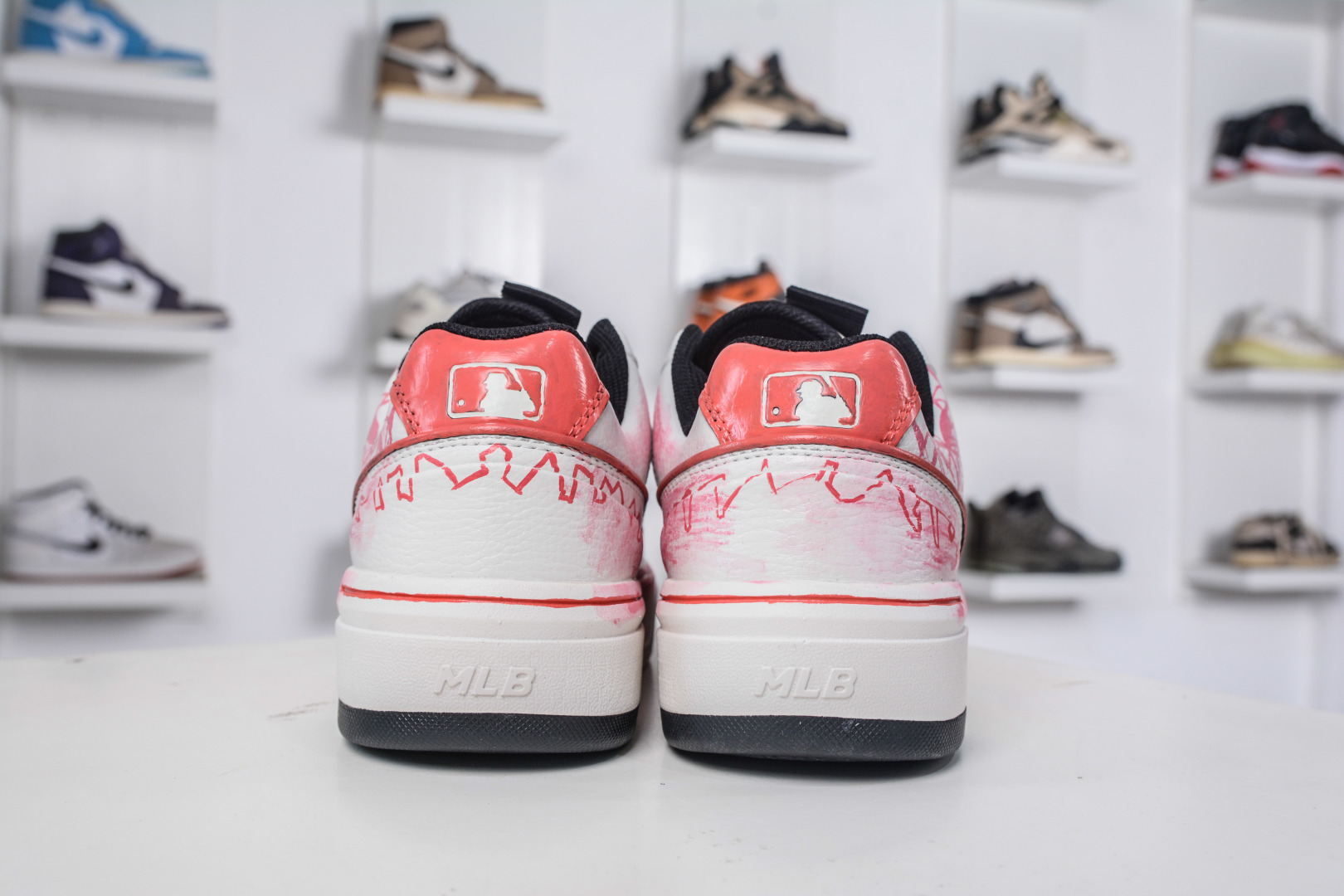 MLB Chunky Liner Graffiti Sneakers - Lightweight, Comfortable, and Stylish 3 cmp i1758394610510 5242 0 1
