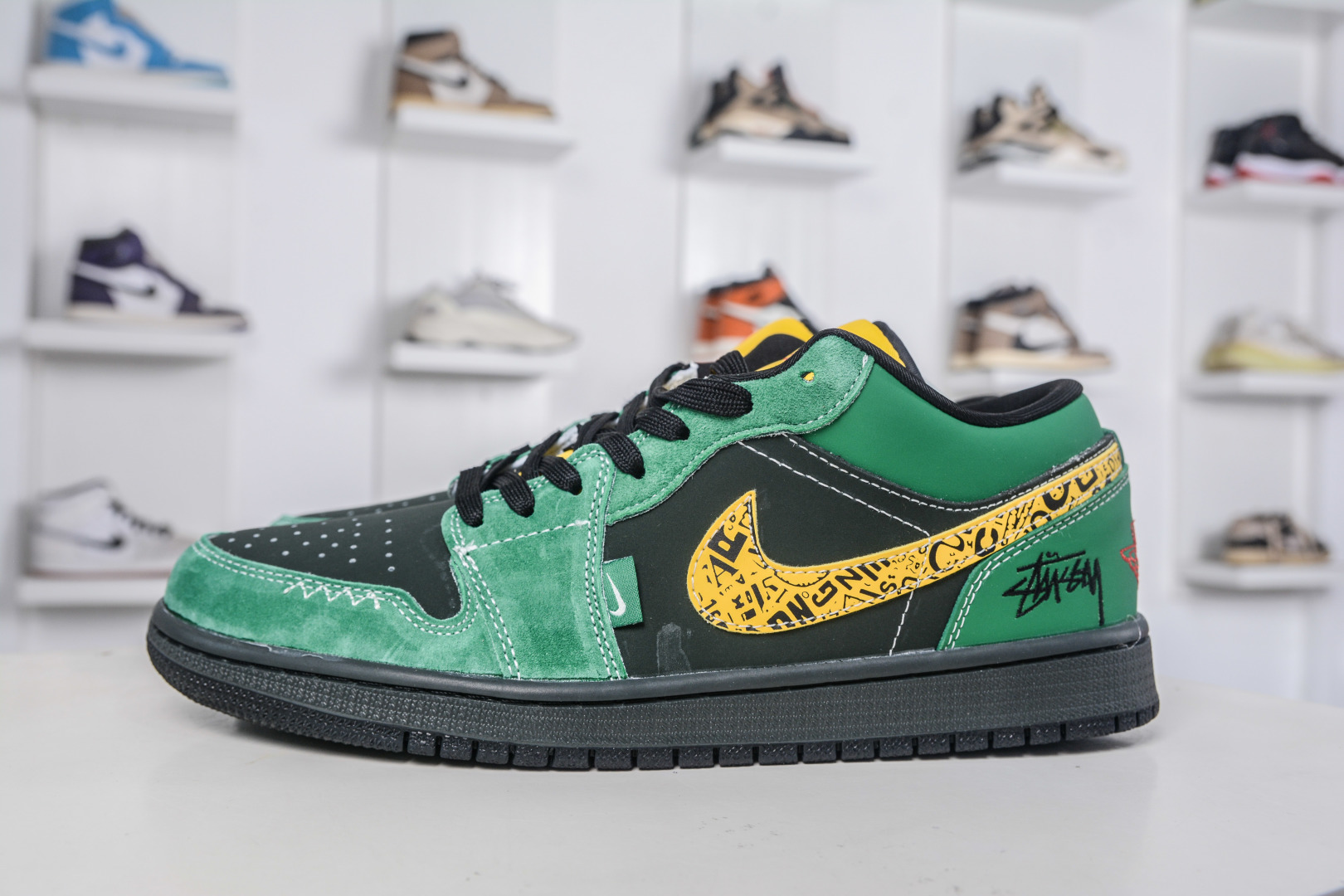 Air Jordan 1 Retro Low x Stussy Black Green Yellow Custom Men's Sneaker 1 cmp i1758394787975 8385 0 0