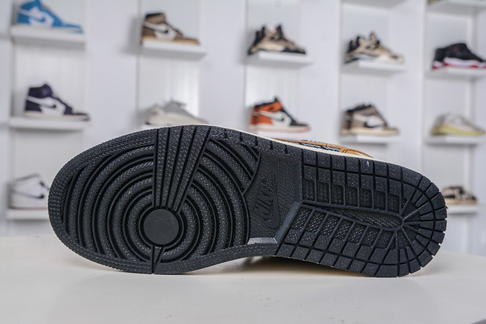 Air Jordan 1 Retro Low x The North Face Collab - White, Black, and Desert Yellow 5 cmp i1758395049373 5341 0 4