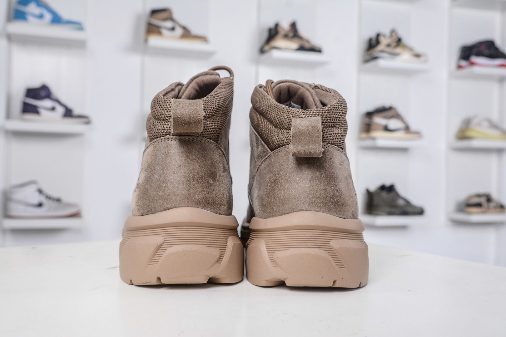 280 Timberland 天伯伦/添柏岚 户外中帮休闲大黄靴系列 TB10088