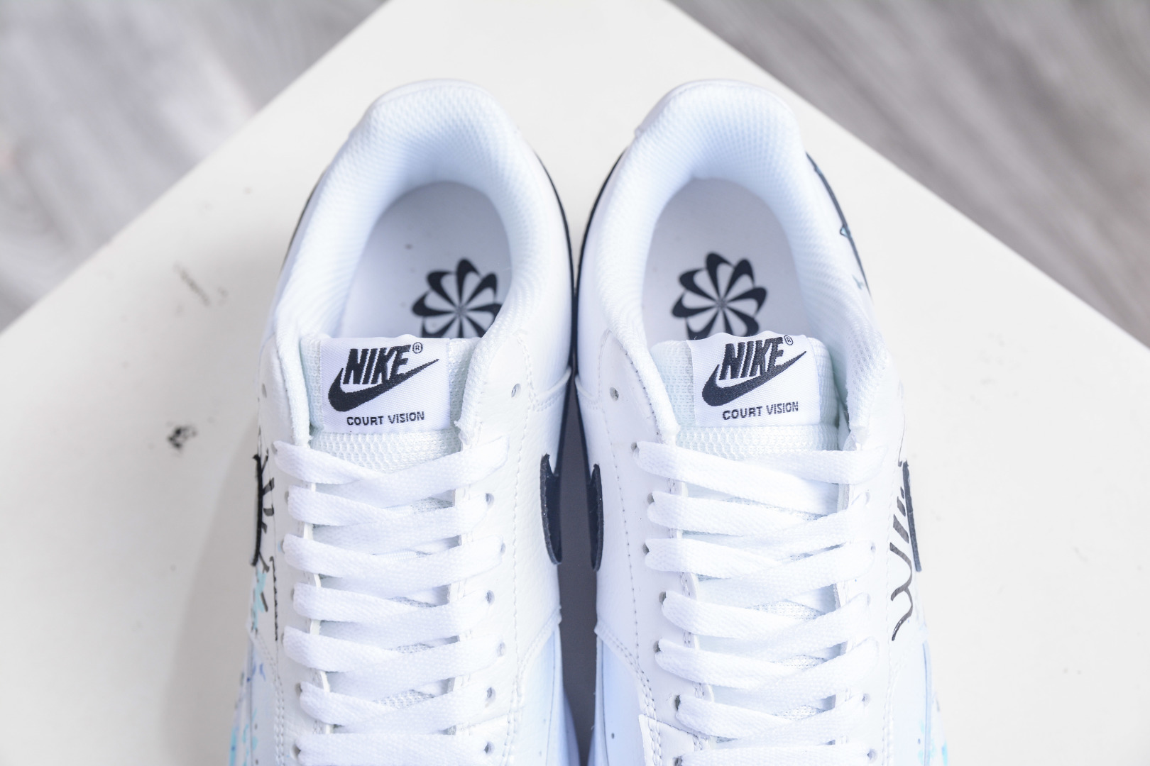 Nike Court Vision Low 手绘涂鸦 休闲运动板鞋 低帮百搭透气休闲运动板鞋 DH2987-101