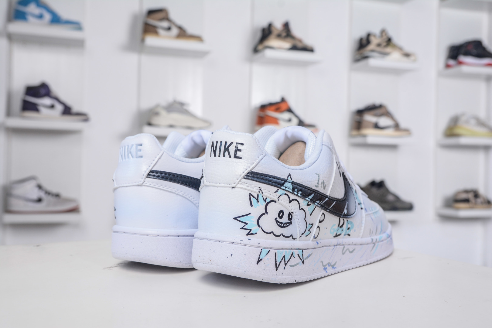 Nike Court Vision Low 手绘涂鸦 休闲运动板鞋 低帮百搭透气休闲运动板鞋 DH2987-101