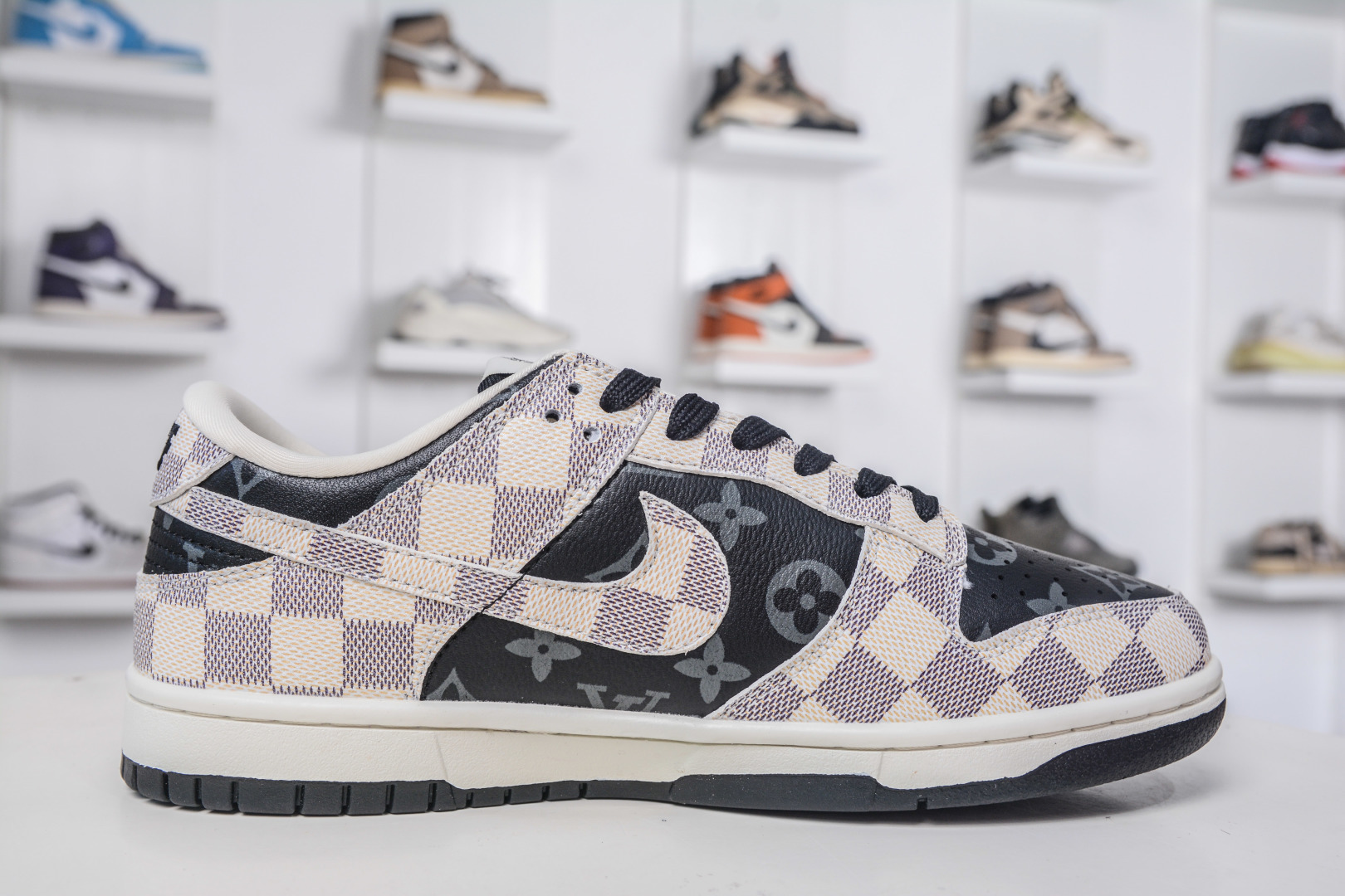 Nike SB Dunk Low x Louis Vuitton LV联名-格纹雾灰 SC0601-452
