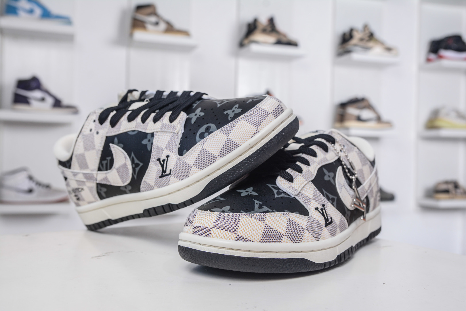 Nike SB Dunk Low x Louis Vuitton LV联名-格纹雾灰 SC0601-452