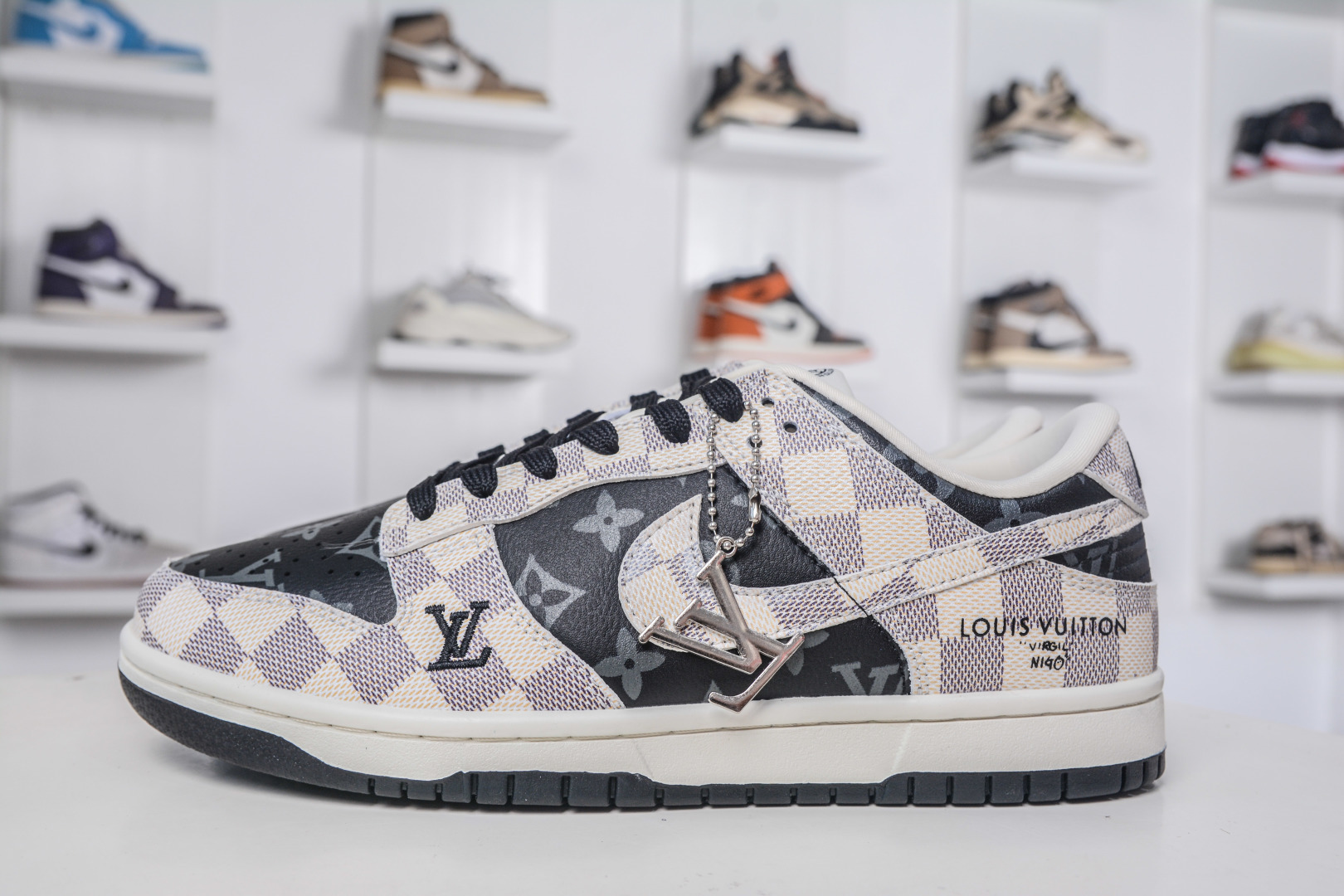 Nike SB Dunk Low x Louis Vuitton LV联名-格纹雾灰 SC0601-452