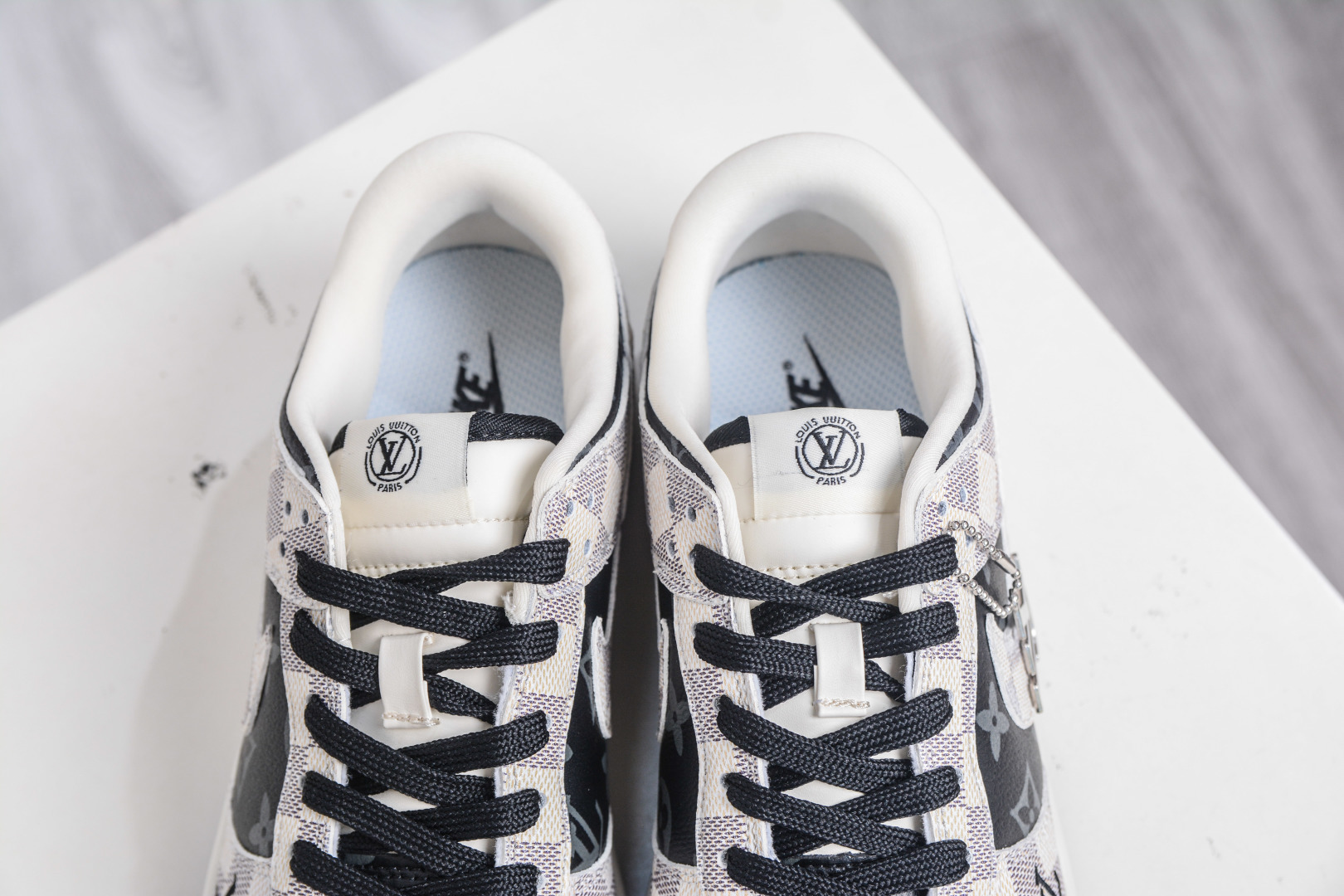 Nike SB Dunk Low x Louis Vuitton LV联名-格纹雾灰 SC0601-452