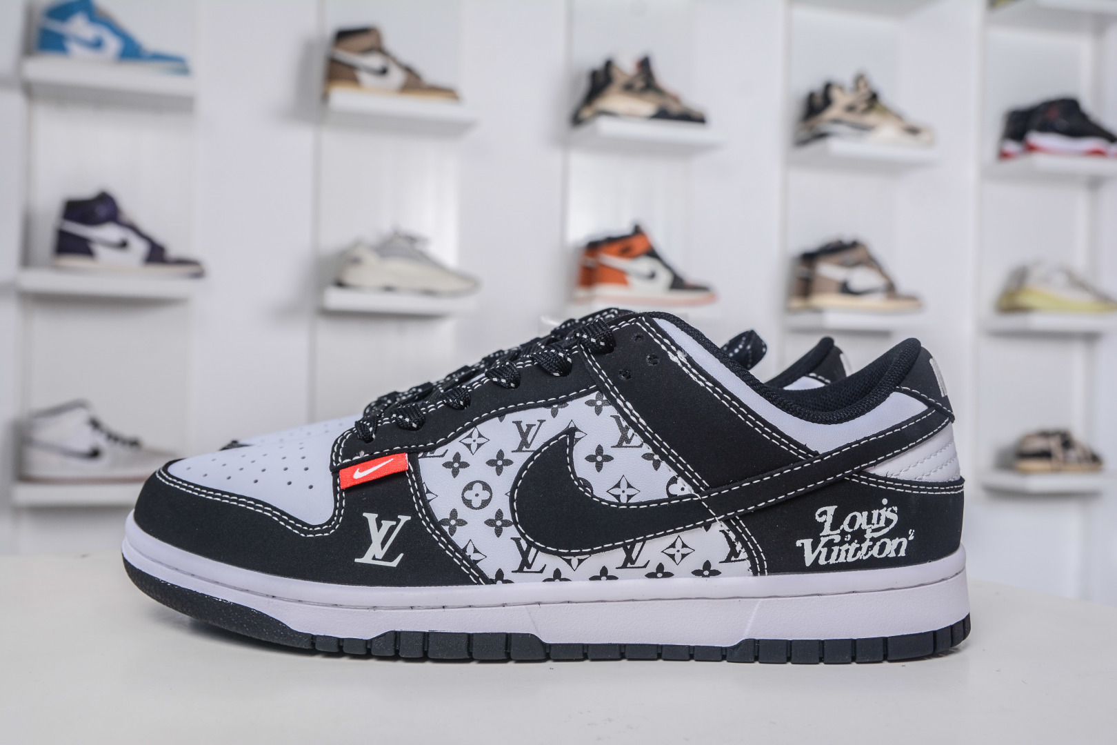 Nike SB Dunk Low x Louis Vuitton LV联名-黑白印花 CS1688-129