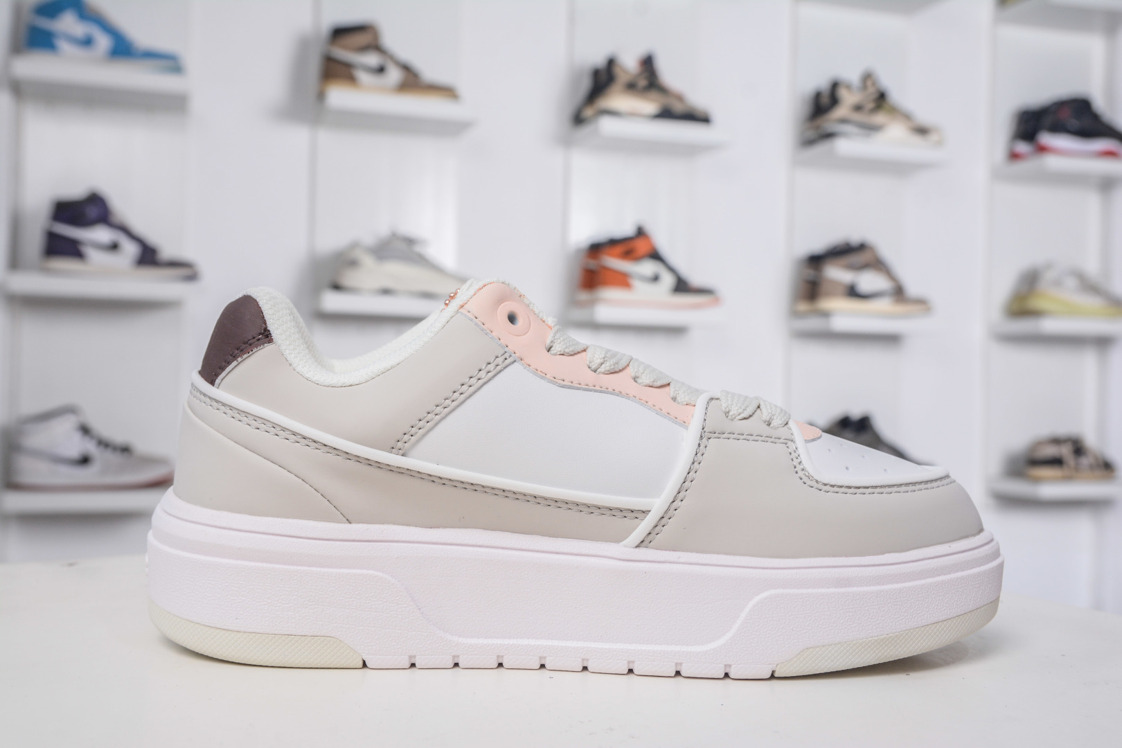 MLB Chunky Liner 气泡水母 奶油小熊 涂鸦定制配色学长鞋系列低帮老爹风轻量增高厚底百搭休闲运动慢跑鞋 3ASXCLB3N 50IVS