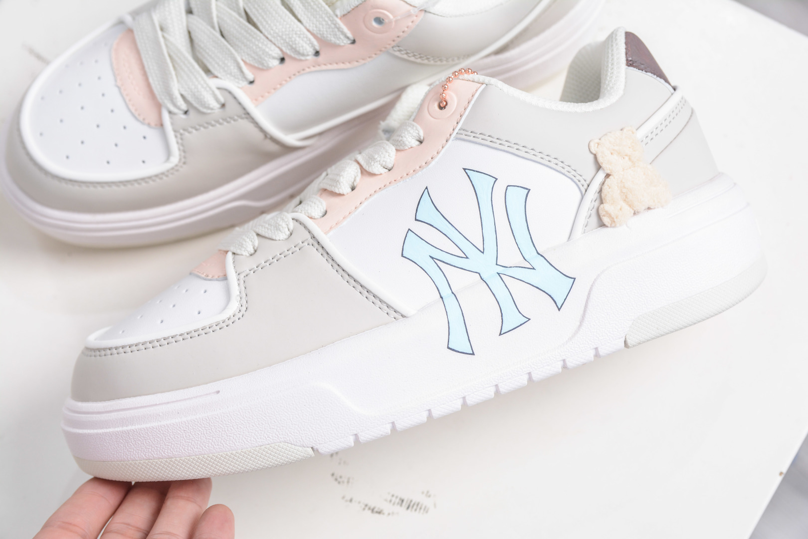 MLB Chunky Liner 气泡水母 奶油小熊 涂鸦定制配色学长鞋系列低帮老爹风轻量增高厚底百搭休闲运动慢跑鞋 3ASXCLB3N 50IVS