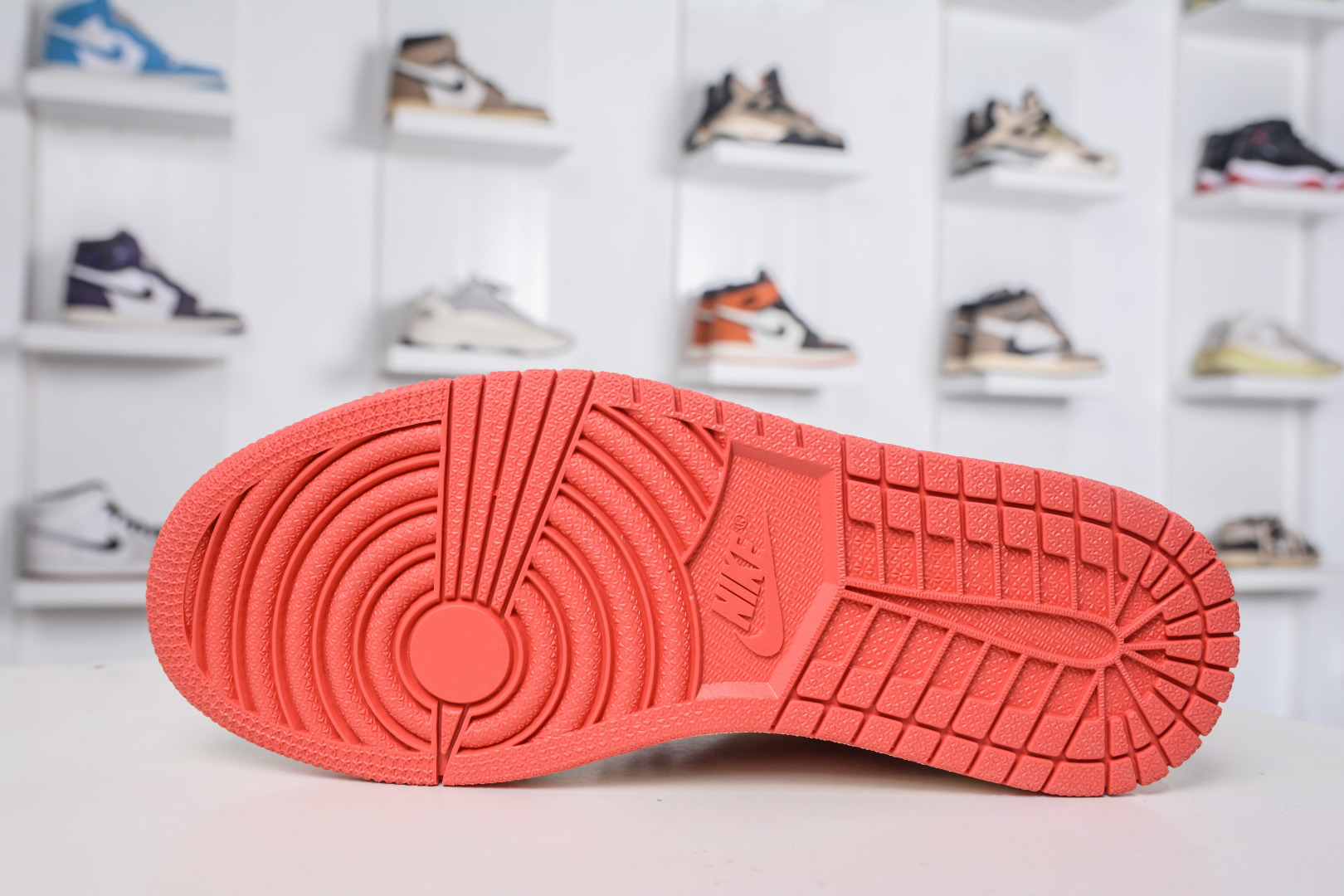 TS x Air Jordan x Louis Vuitton AJ1 Low 倒钩低帮LV联名-白红帆布 XS2025-067