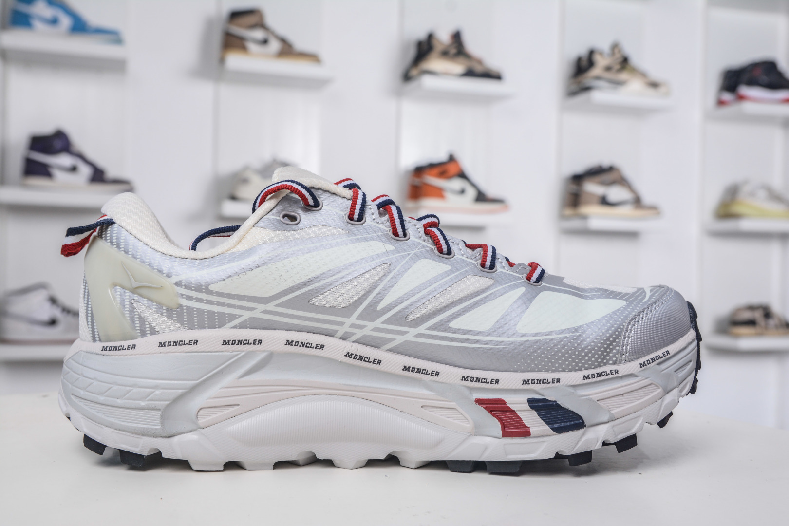 230 X版 Moncler x HOKA ONE ONE Mafate Speed 2 Low 轻量低帮户外越野跑鞋 1129992/NCHMS