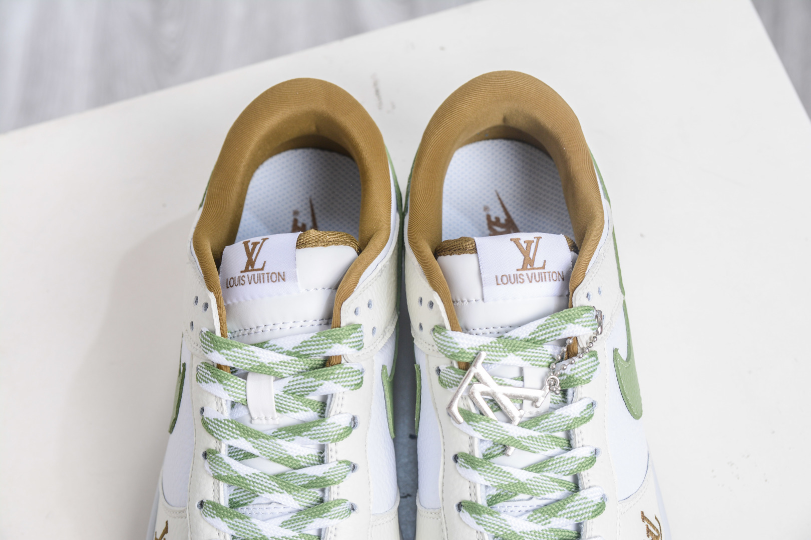 Nike SB Dunk Low x Louis Vuitton LV联名-白绿棕 SC0601-476