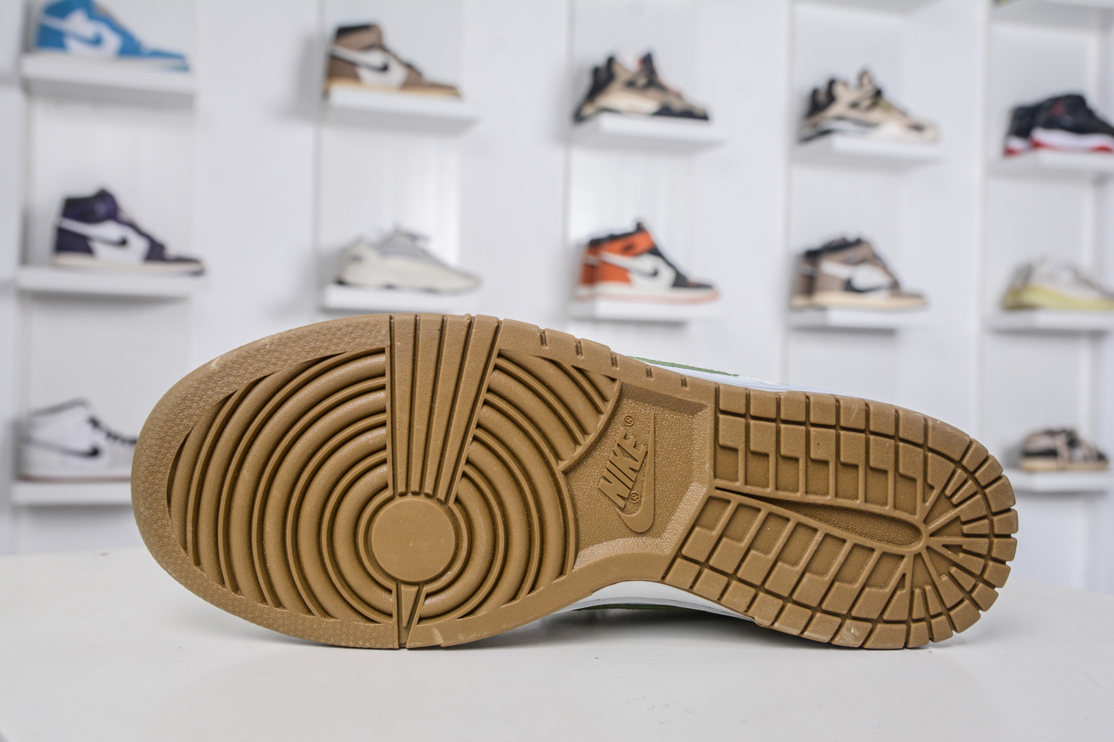 Nike SB Dunk Low x Louis Vuitton LV联名-白绿棕 SC0601-476