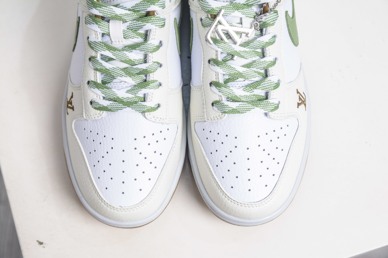 Nike SB Dunk Low x Louis Vuitton LV联名-白绿棕 SC0601-476