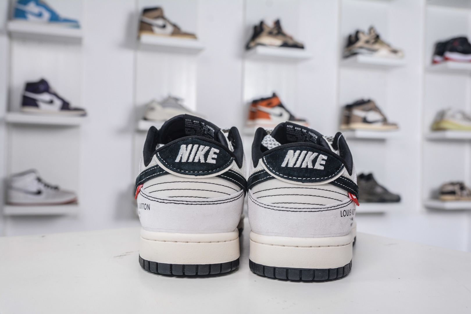 Nike SB Dunk Low x Louis Vuitton LV联名-黑白双勾 CX5050-Y21