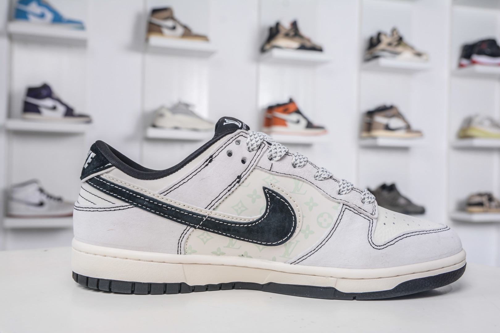 Nike SB Dunk Low x Louis Vuitton LV联名-黑白双勾 CX5050-Y21