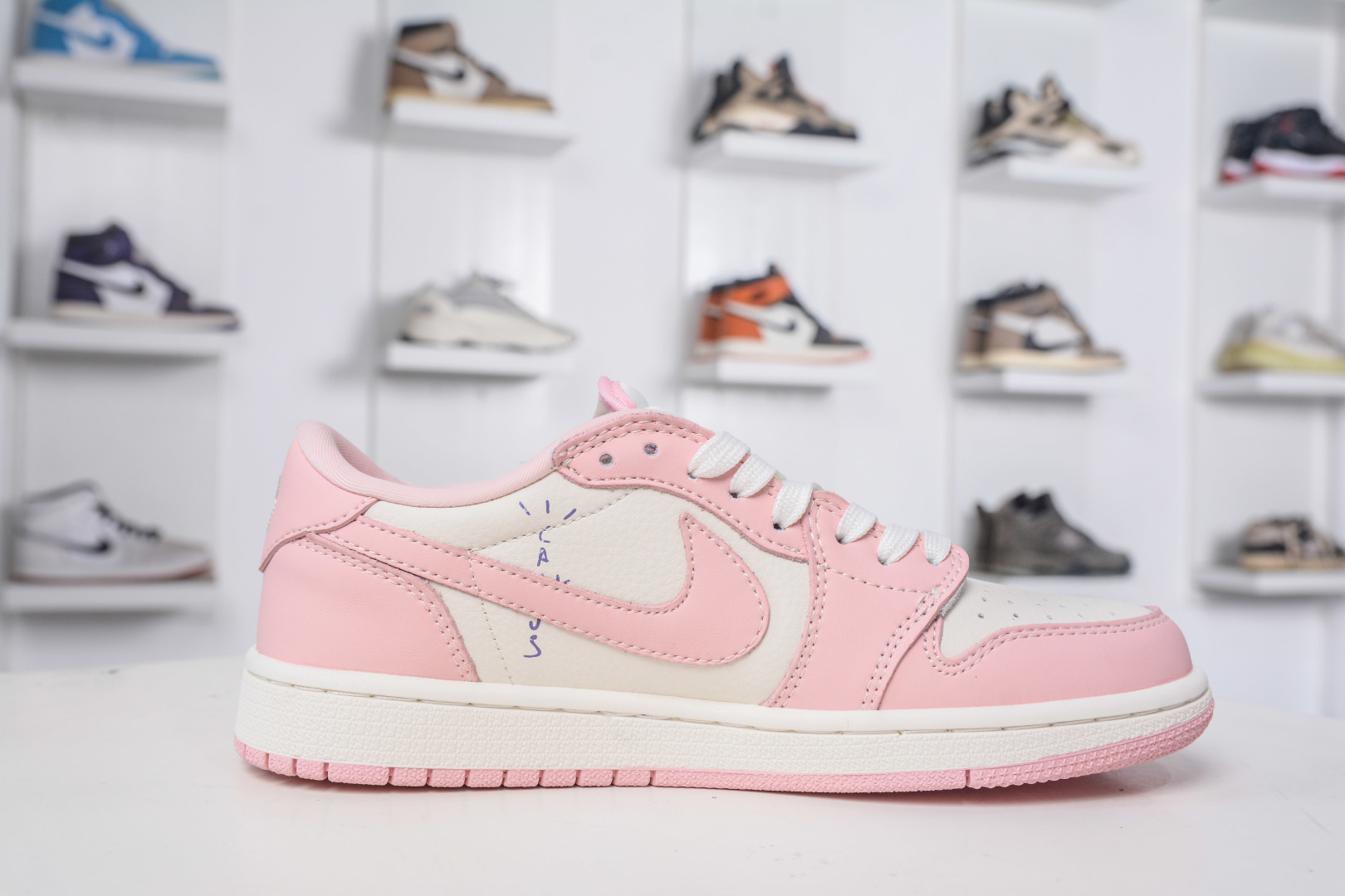 TS x Air Jordan AJ1 Low X LABUBU 低帮联名拉布布-白粉 DD7866-114