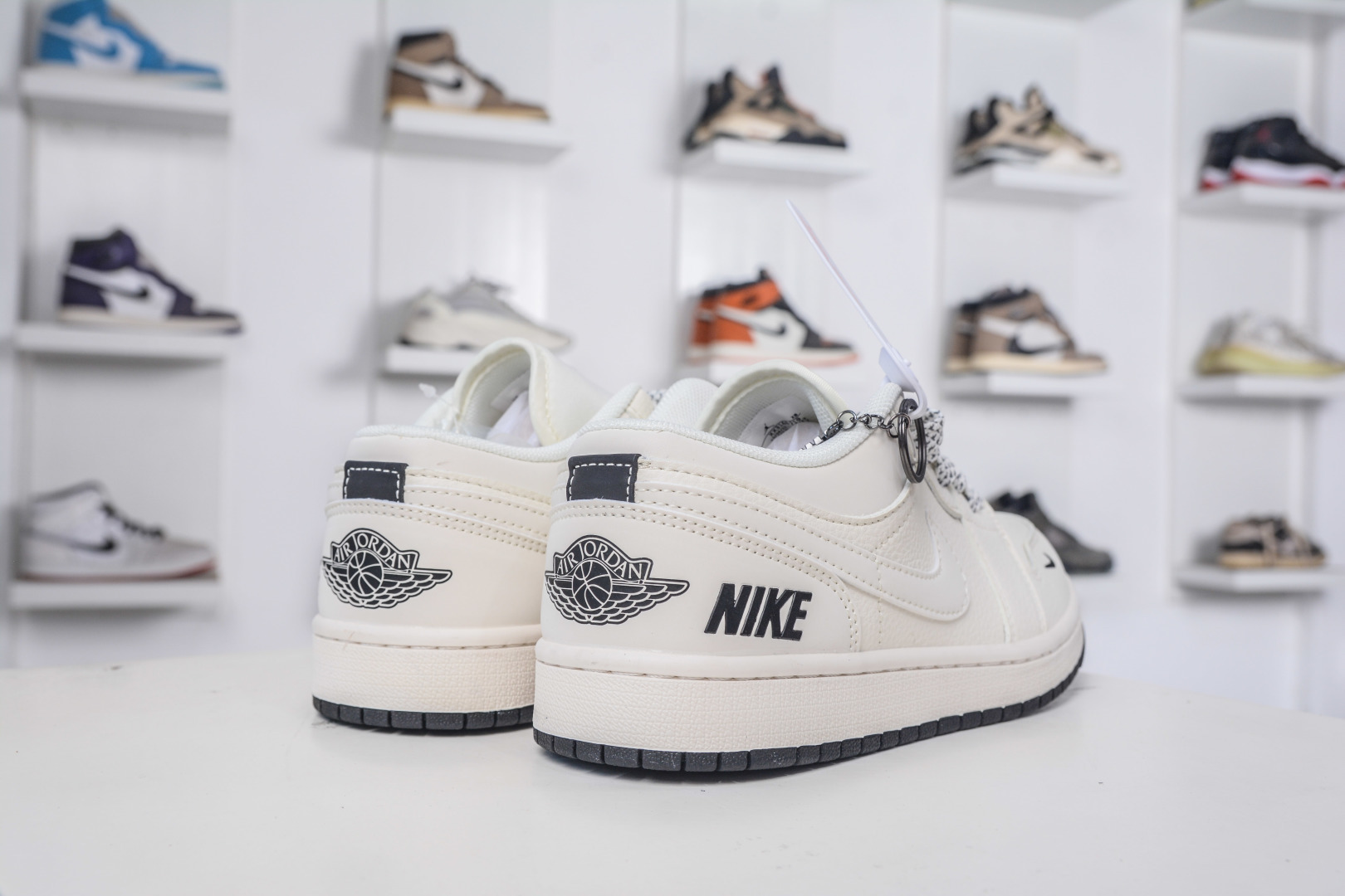 Air Jordan 1 Retro Low x NIKE 耐克联名-米白黑 XX3168-219