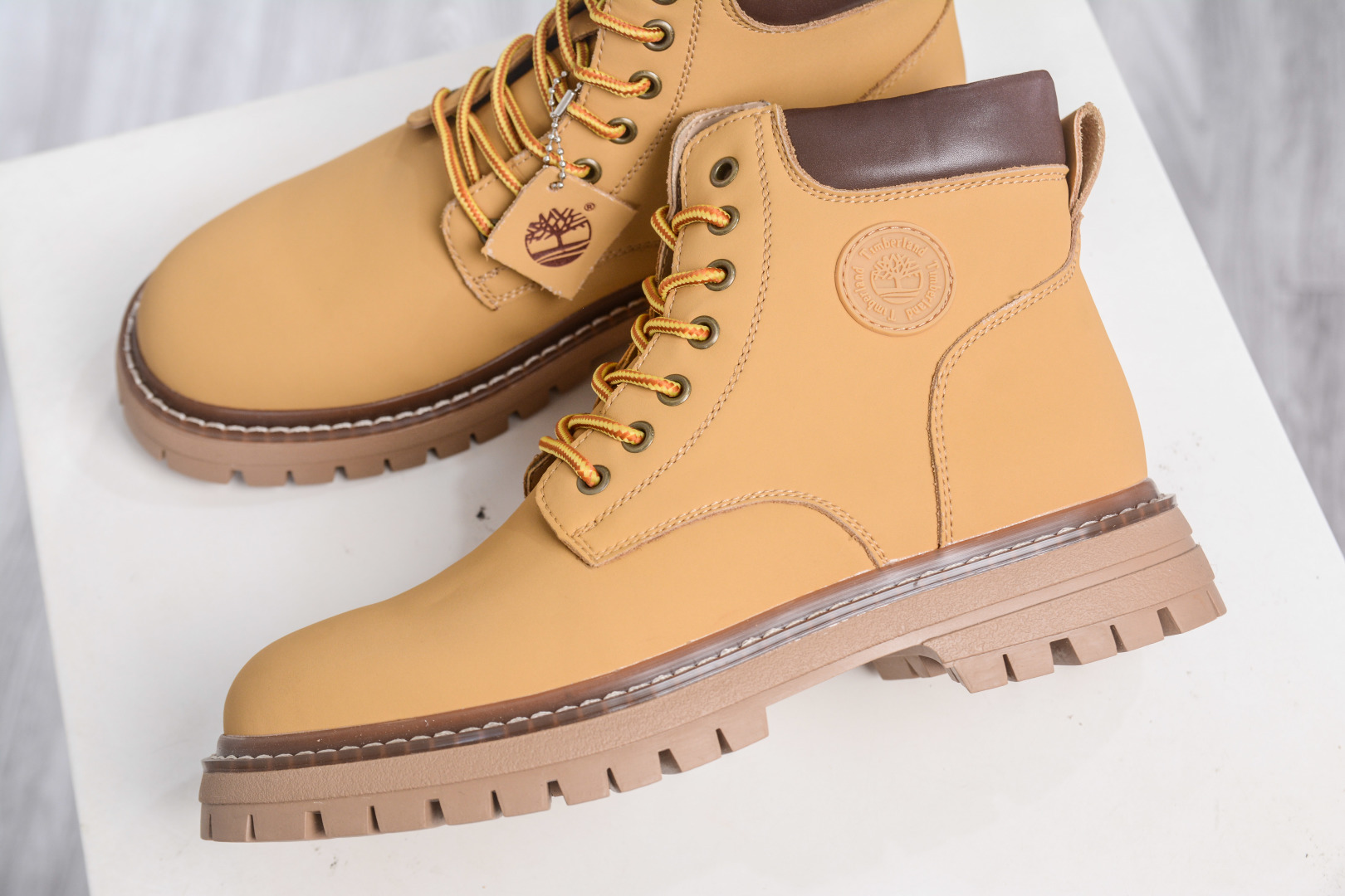 280 Timberland 添柏岚/天伯伦 25ss新款 户外高帮休闲大黄靴系列 A18063T