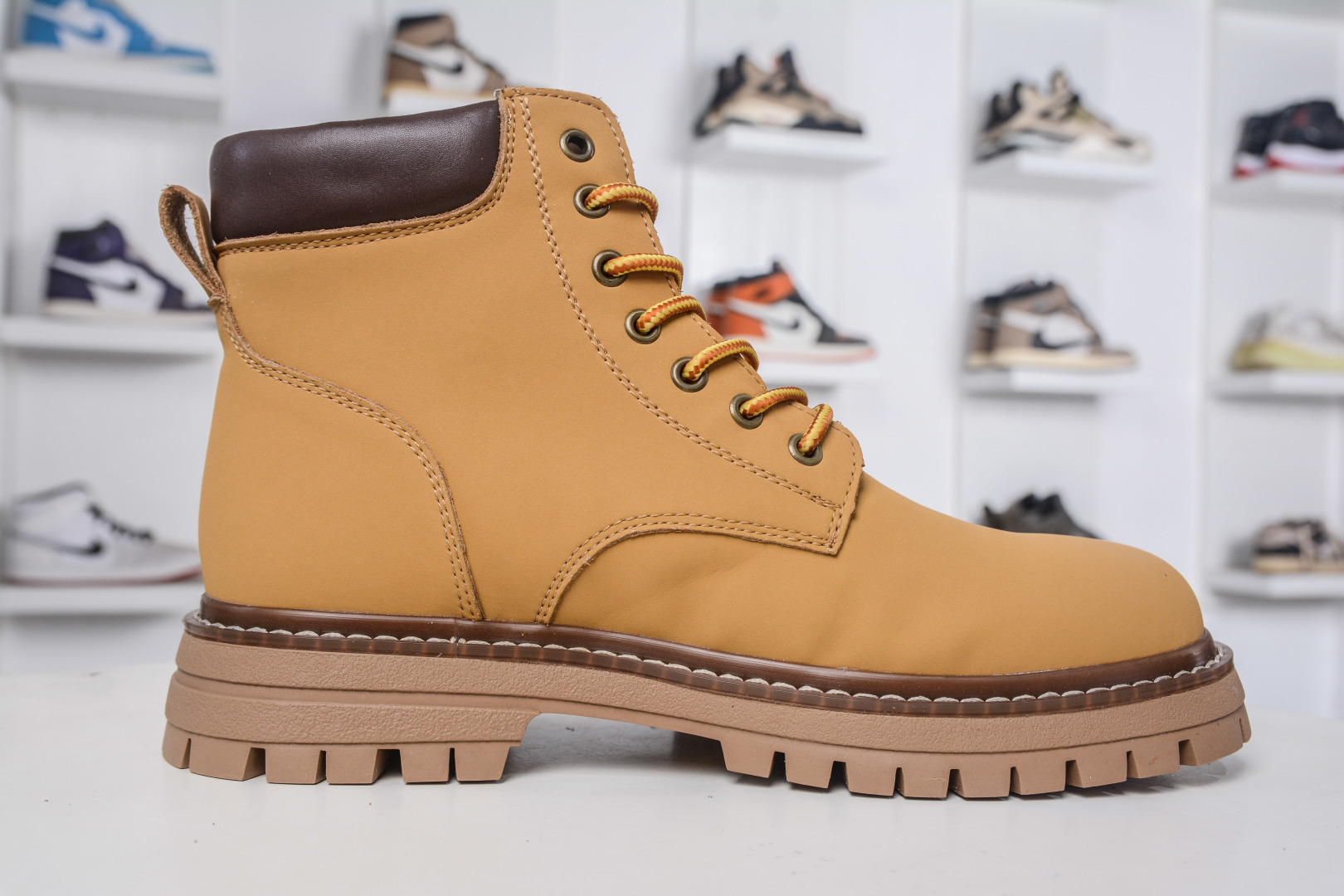 280 Timberland 添柏岚/天伯伦 25ss新款 户外高帮休闲大黄靴系列 A18063T