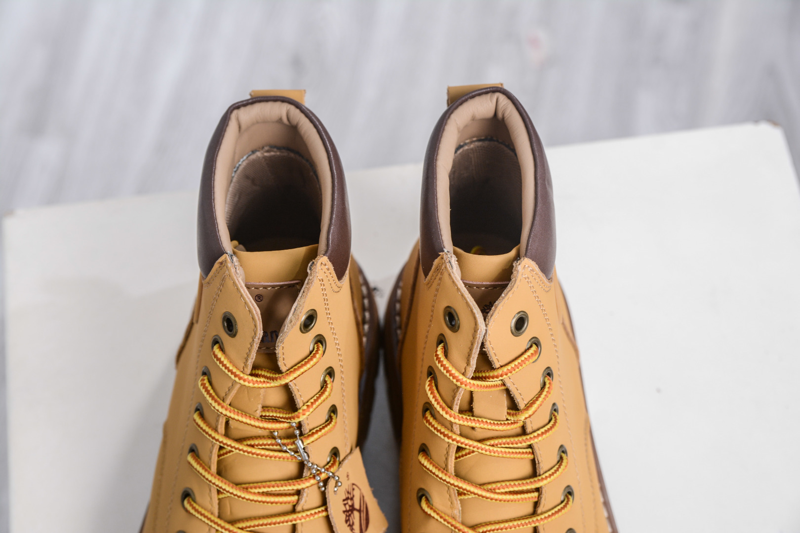 280 Timberland 添柏岚/天伯伦 25ss新款 户外高帮休闲大黄靴系列 A18063T