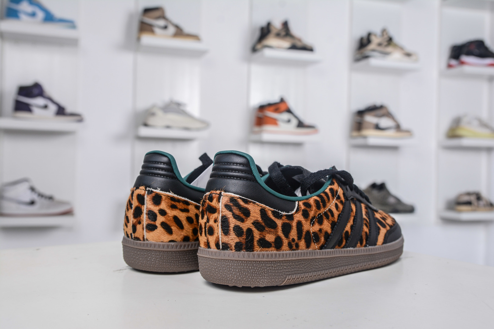 X版 Adidas Samba 复古桑巴板鞋 JI2735