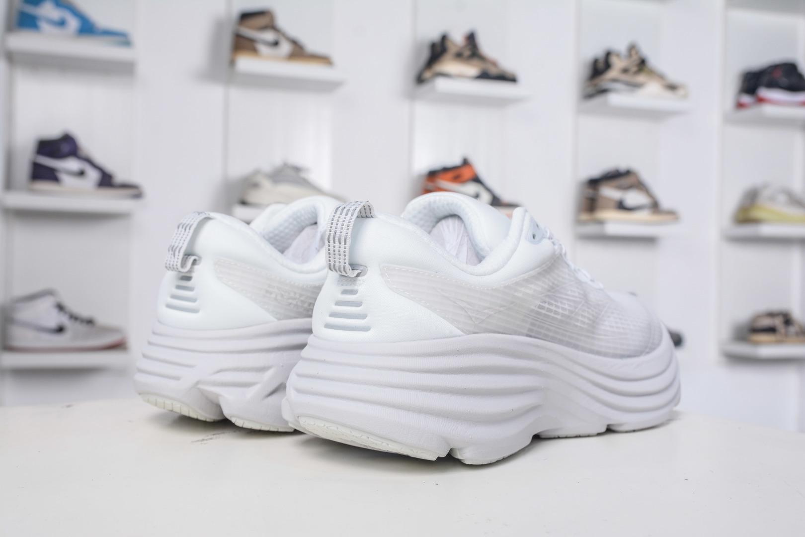 180 X版纯原HOKA ONE ONE Bondi 8 TS CAGED 轻量低帮户外越野跑鞋 户外山脉越野轻量运动跑鞋 1155391/WMC