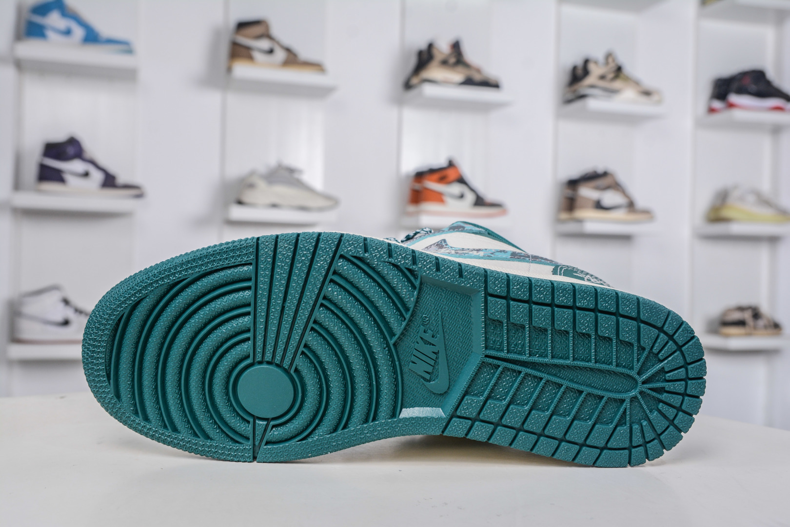 Air Jordan 1 Retro Low x Stussy 'Wild Green' Collab - Premium Comfort 6 cmp i1758641147897 3019 0 4