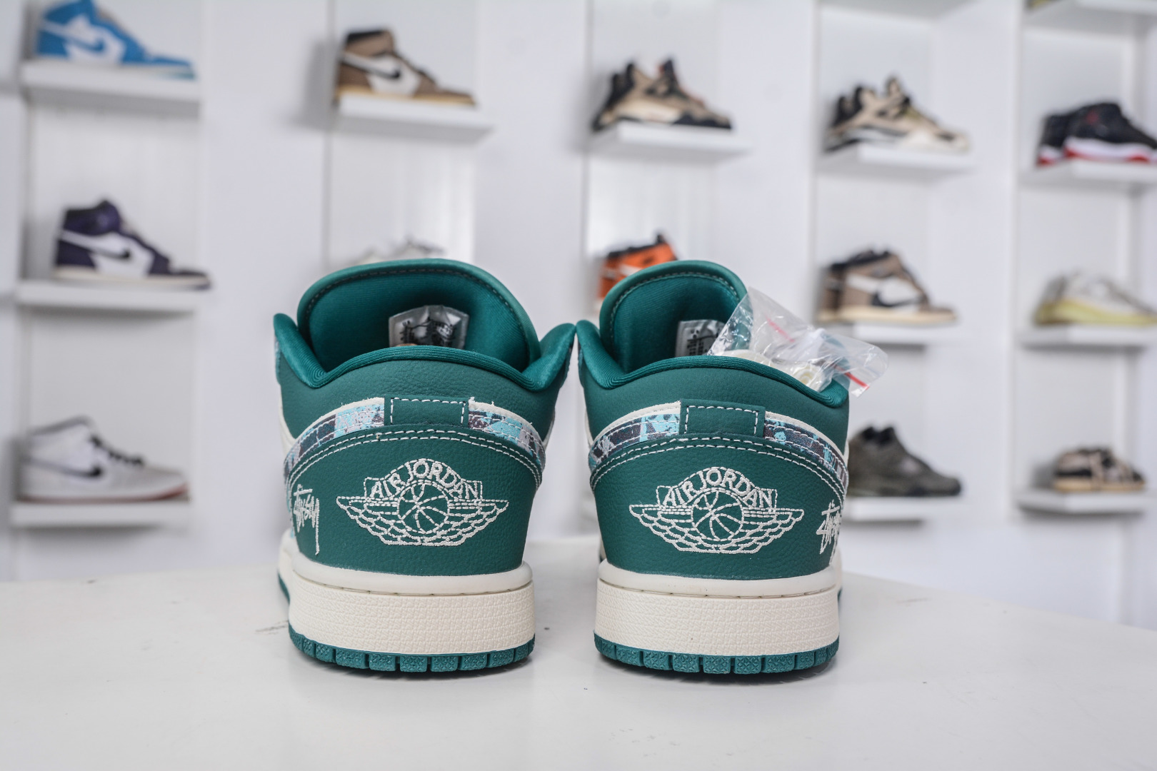 Air Jordan 1 Retro Low x Stussy 'Wild Green' Collab - Premium Comfort 3 cmp i1758641149486 5122 0 1