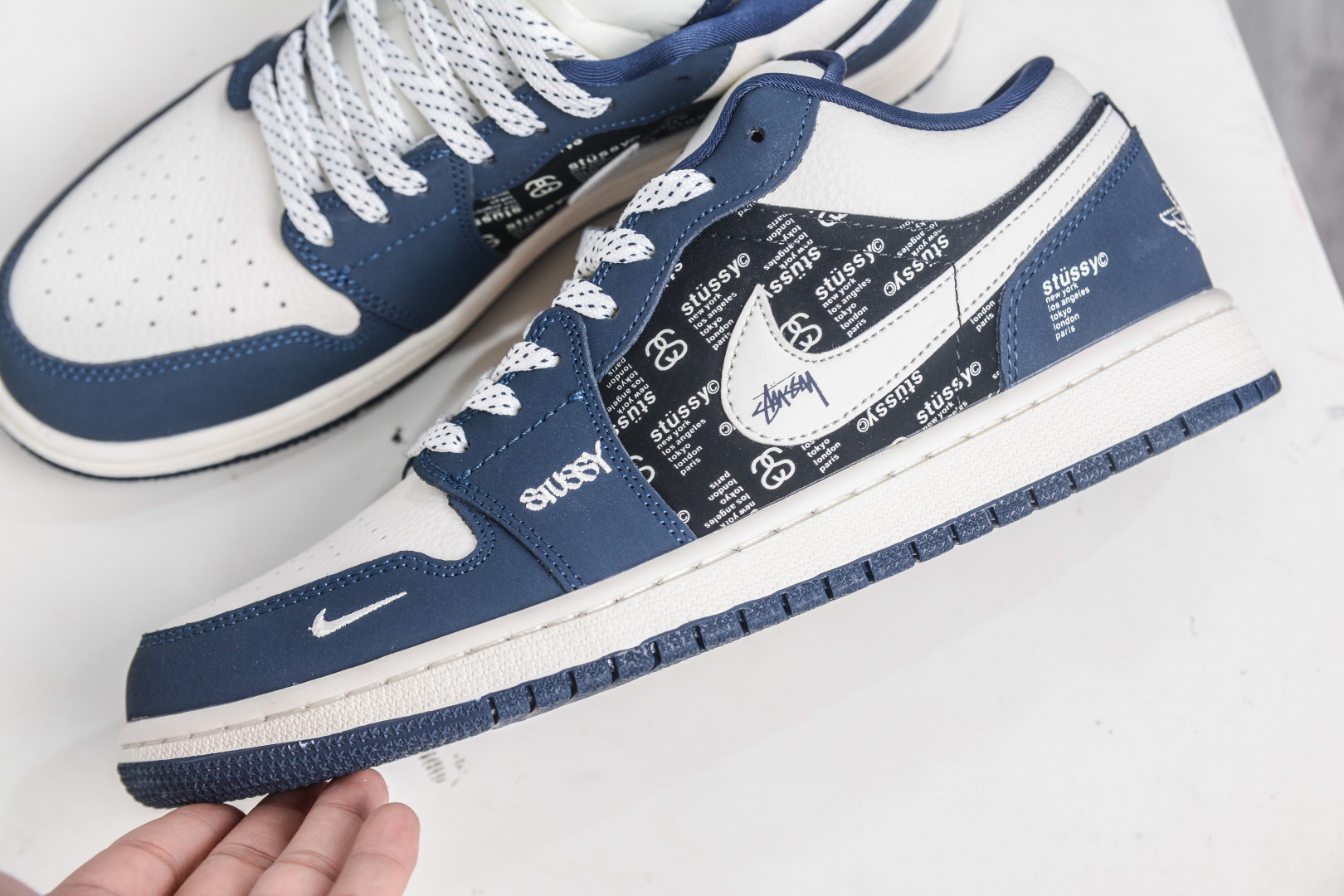 Air Jordan 1 Retro Low x Stussy Collab - White, Black & Blue - Size 36-45 8 cmp i1758641205227 4283 0 6