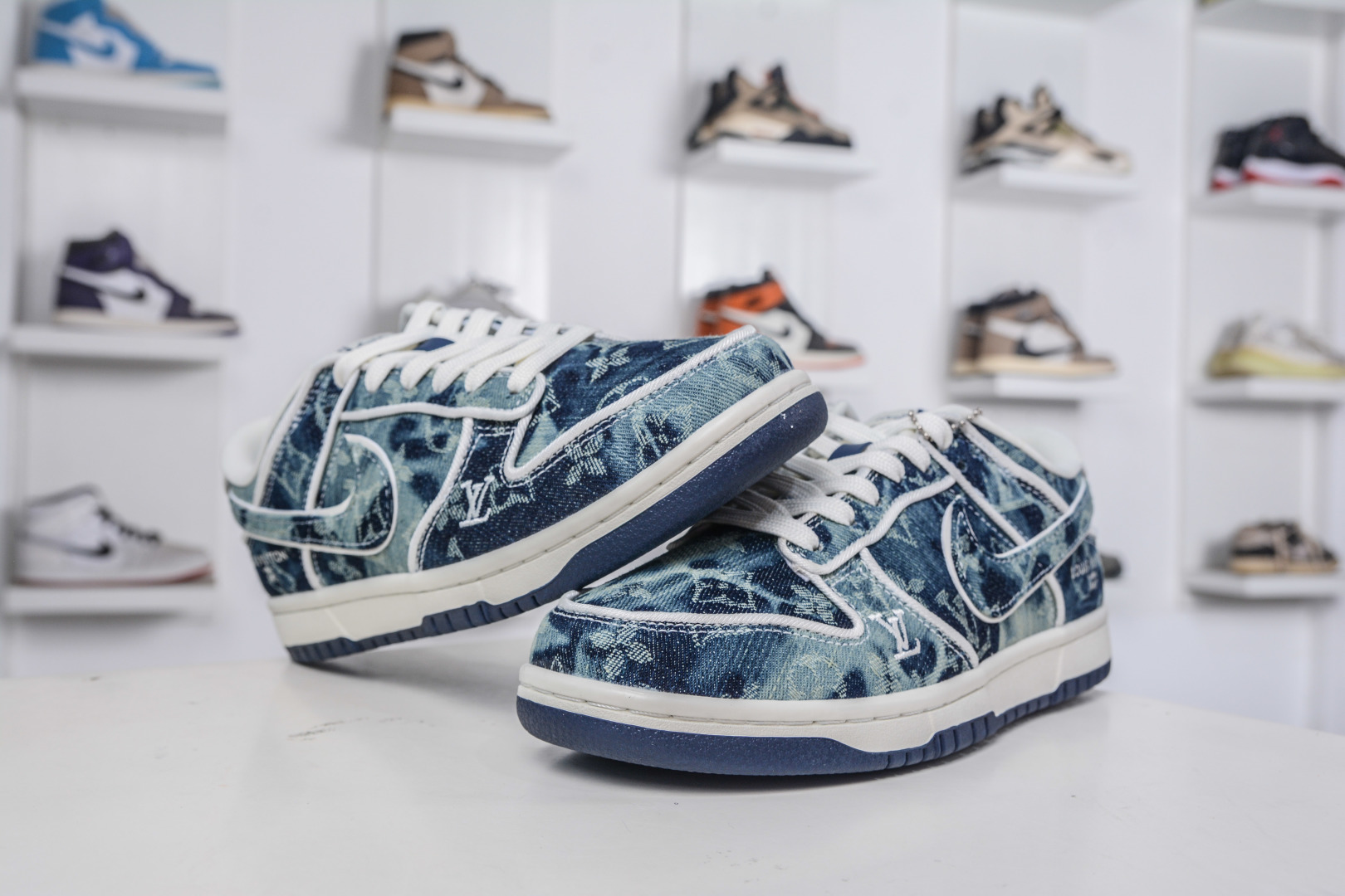 Nike SB Dunk Low x Louis Vuitton Blue Denim Sneakers Size US 4-11 5 cmp i1758641268506 1045 0 3