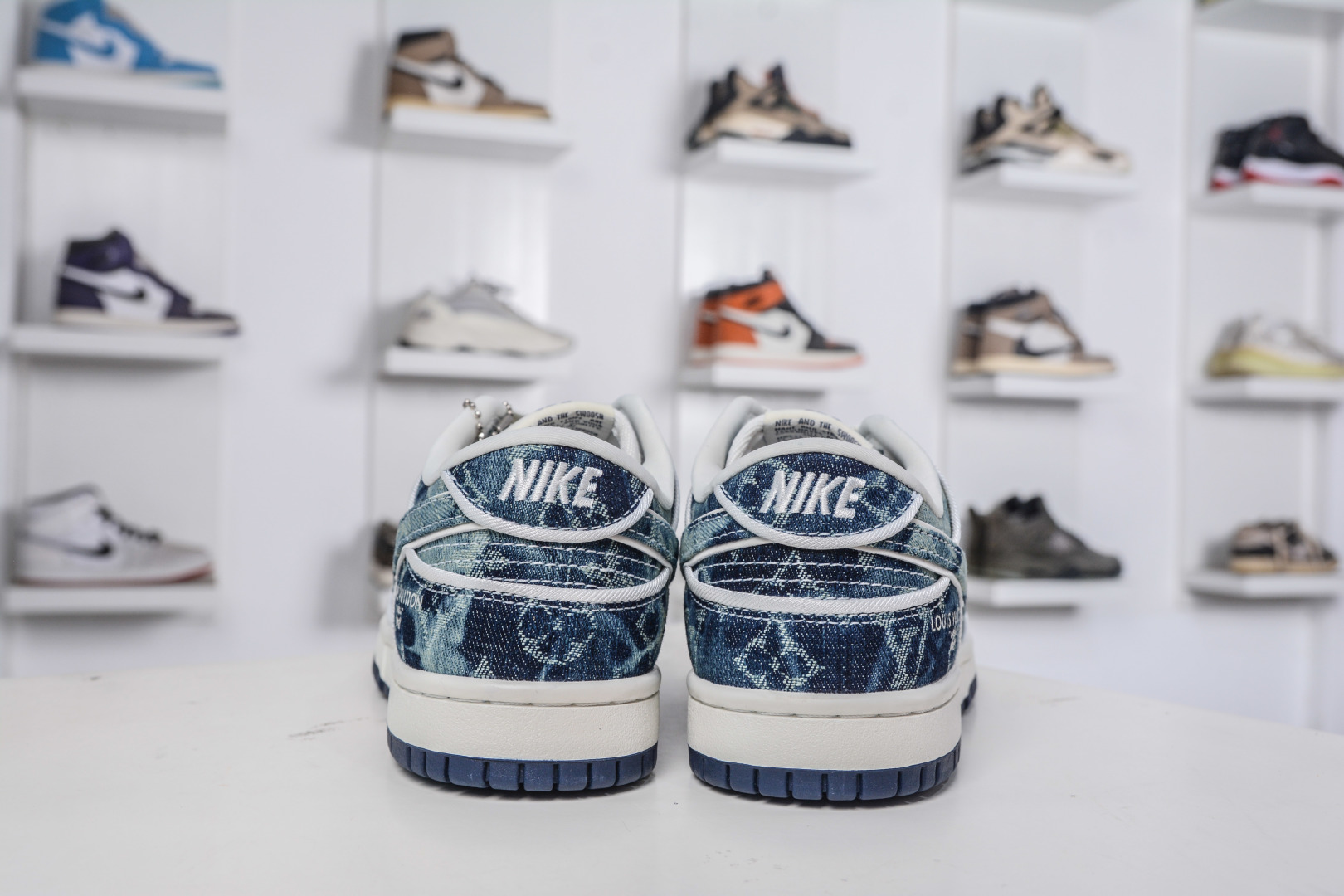 Nike SB Dunk Low x Louis Vuitton Blue Denim Sneakers Size US 4-11 3 cmp i1758641270151 6786 0 1
