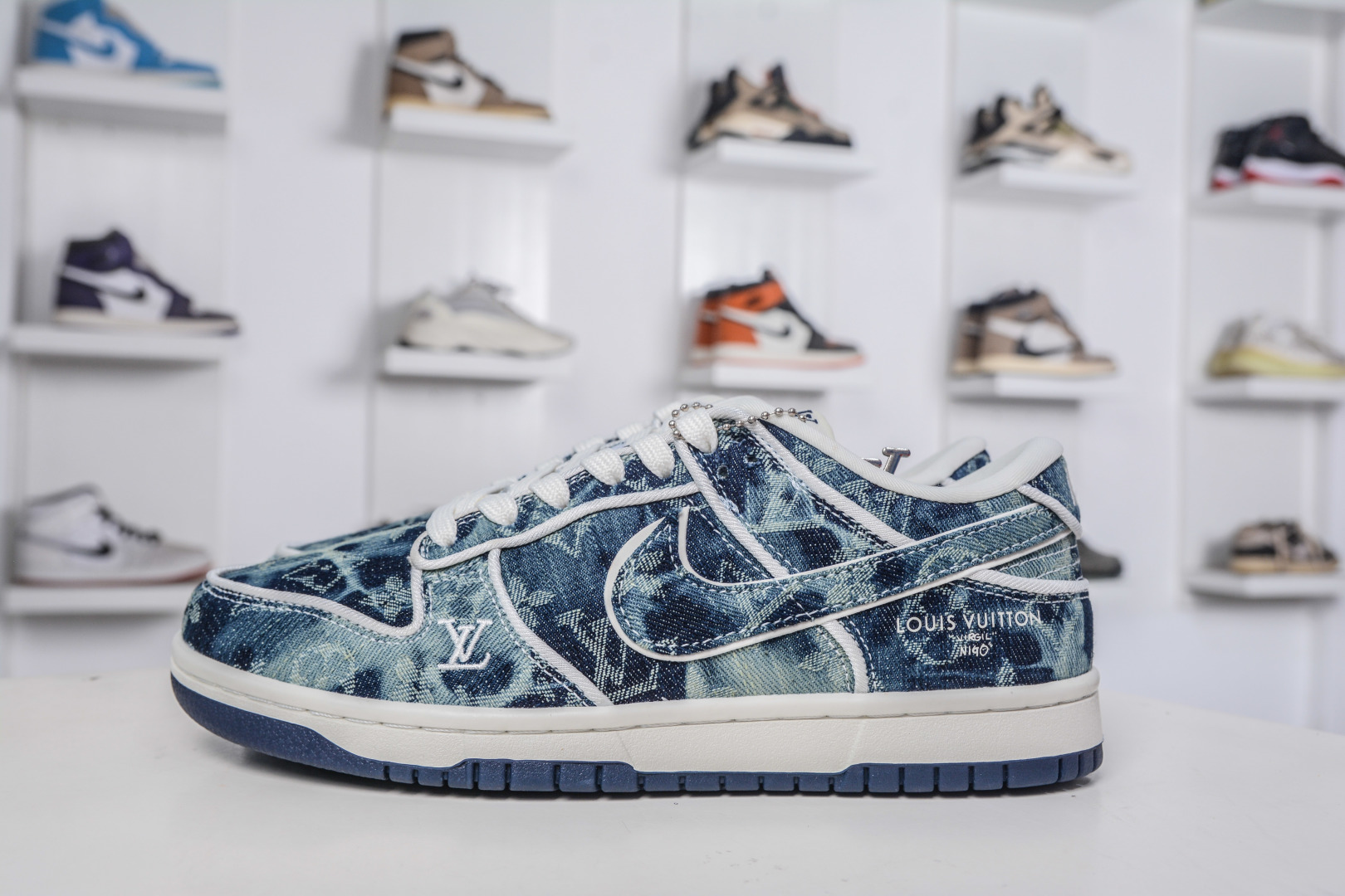 Nike SB Dunk Low x Louis Vuitton Blue Denim Sneakers Size US 4-11 2 cmp i1758641270155 733 0 0