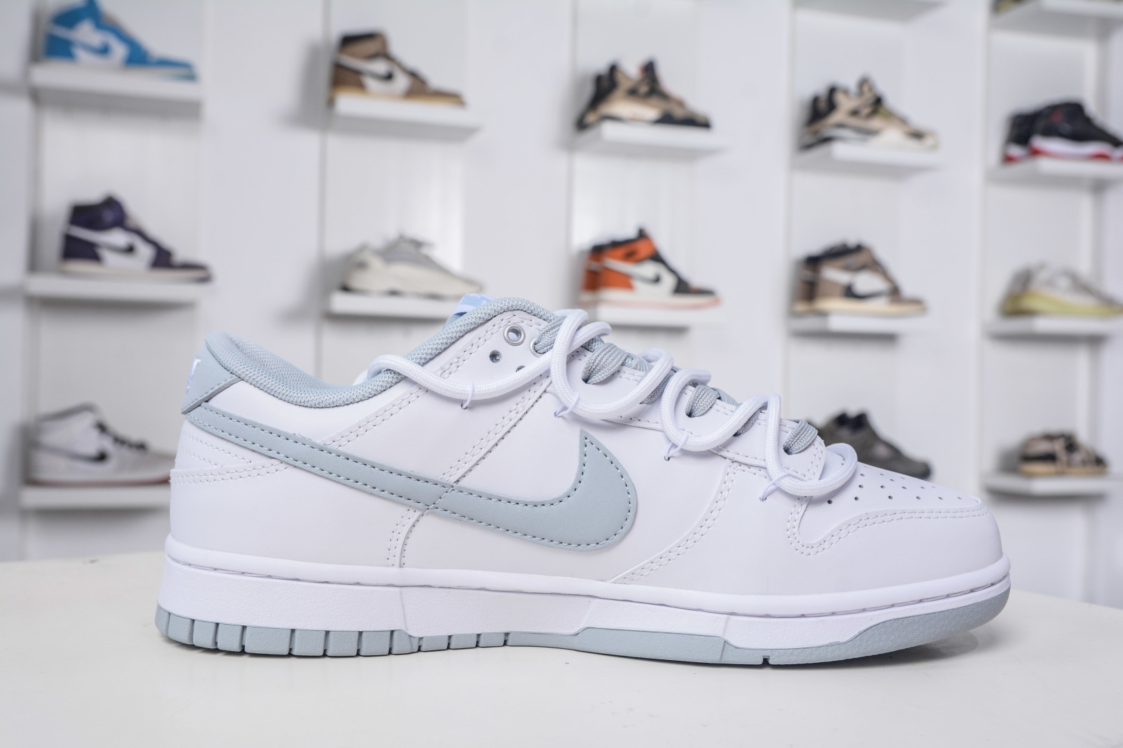 Nike Dunk Low 'Star Lang' White/Grey: Premium Comfort & Subtle Style 3 cmp i1758641379711 5977 0 2