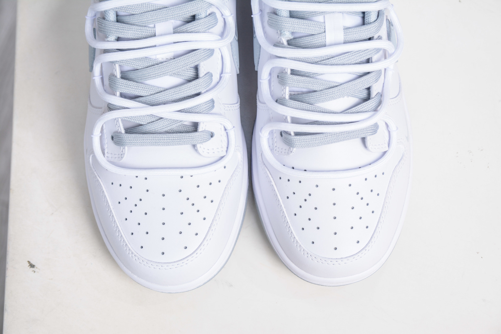 Nike Dunk Low 'Star Lang' White/Grey: Premium Comfort & Subtle Style 9 cmp i1758641381042 4379 0 8