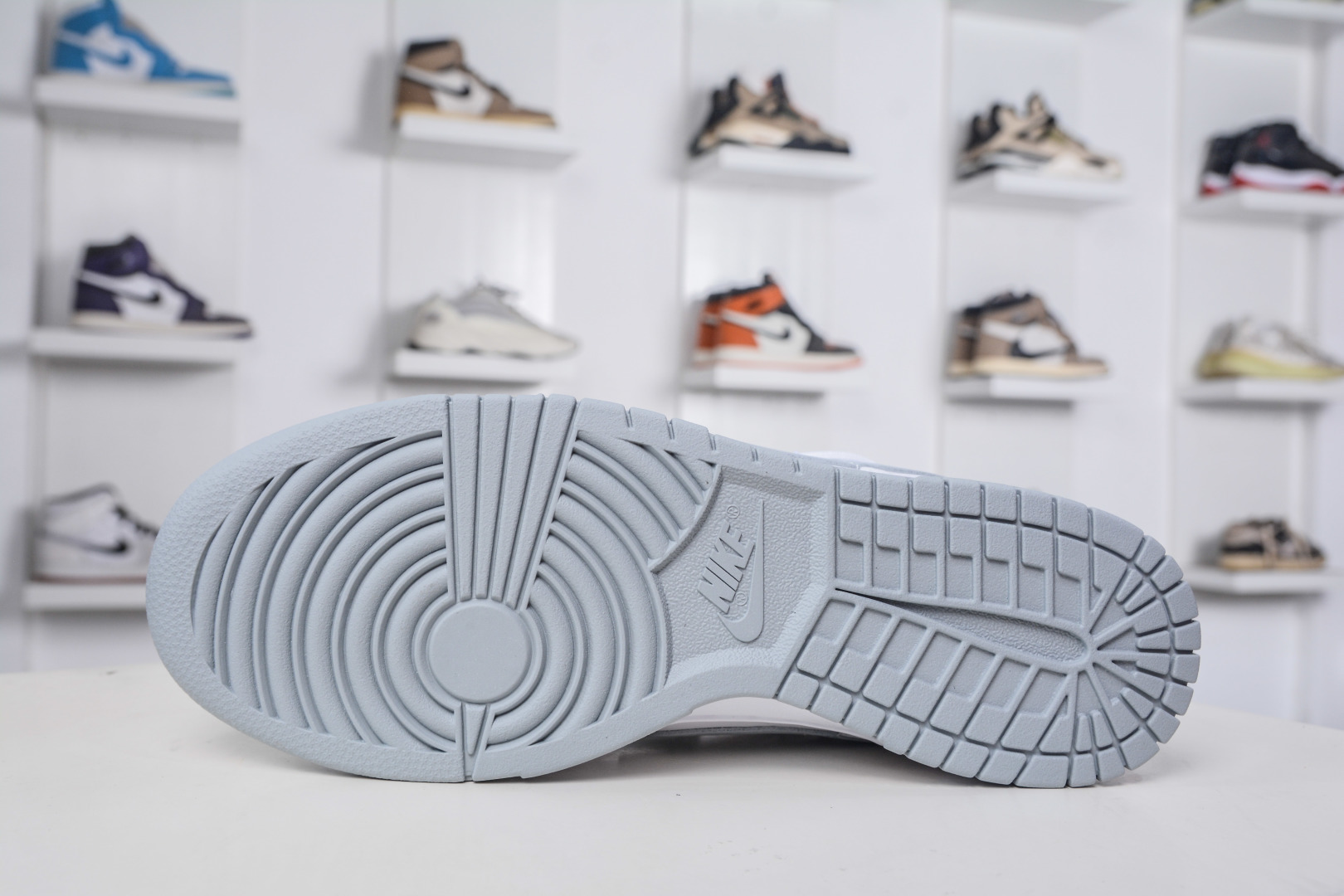 Nike Dunk Low 'Star Lang' White/Grey: Premium Comfort & Subtle Style 5 cmp i1758641381046 5740 0 4