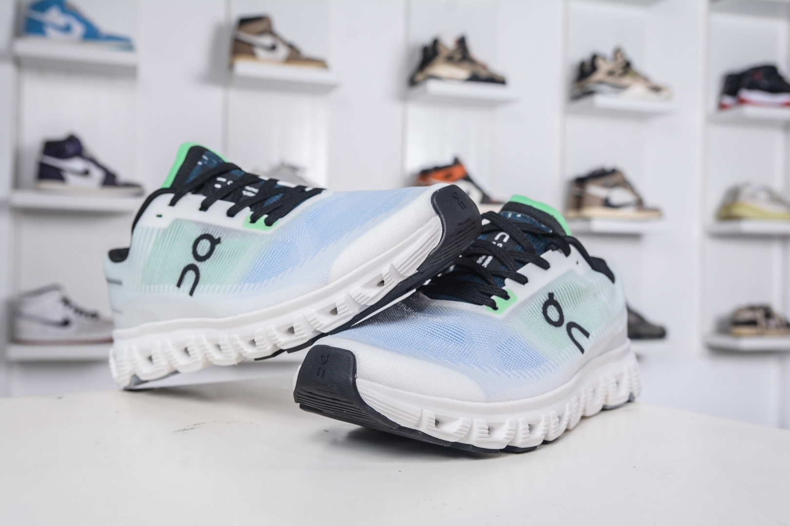 On Running Cloud Hi Edge Women's Sneakers | Outdoor Street Style Running Shoes 4 cmp i1758641434343 7956 0 3